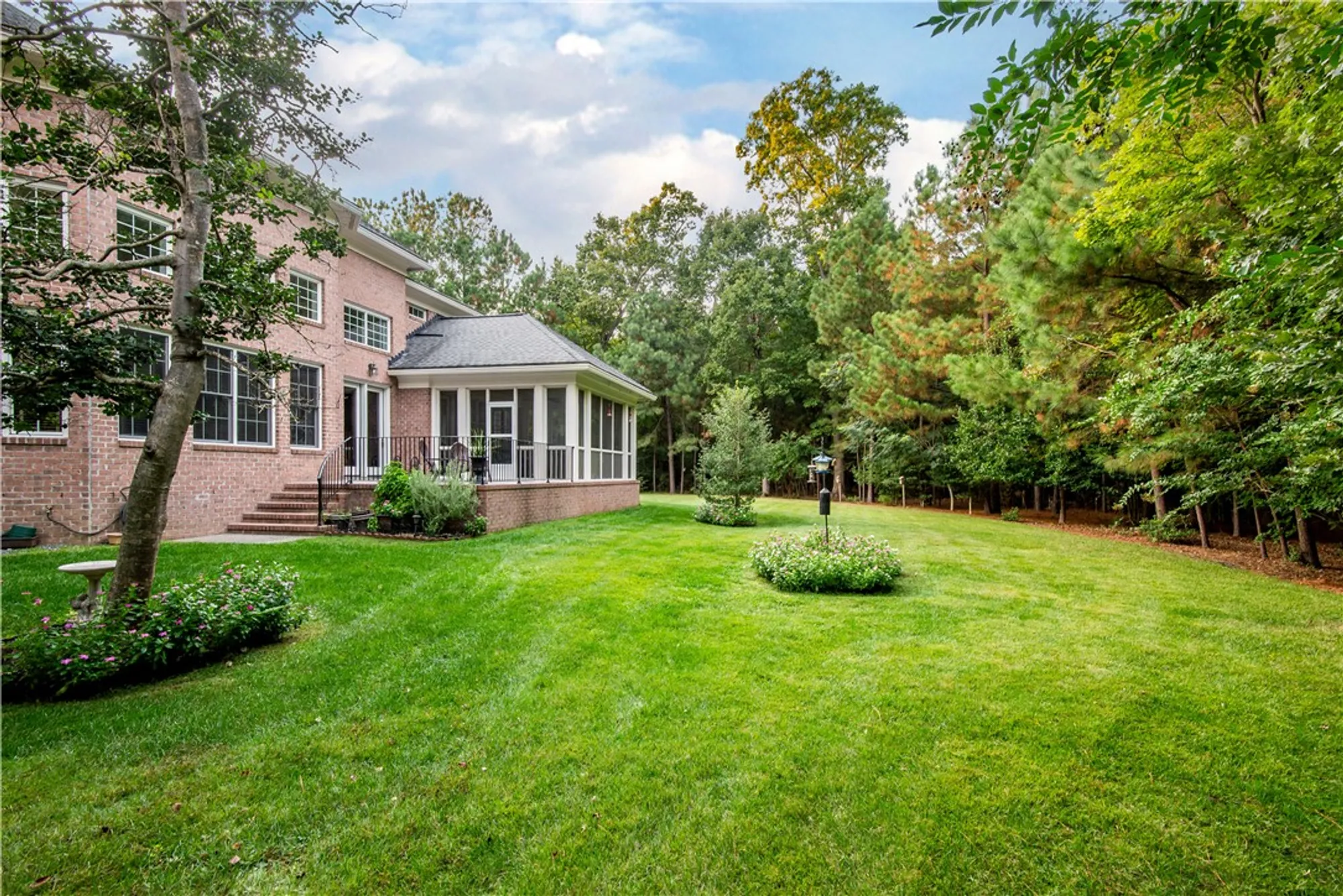 Property Slideshow image 2 of 48 | 2081 harpers mill, Williamsburg, VA, 23185