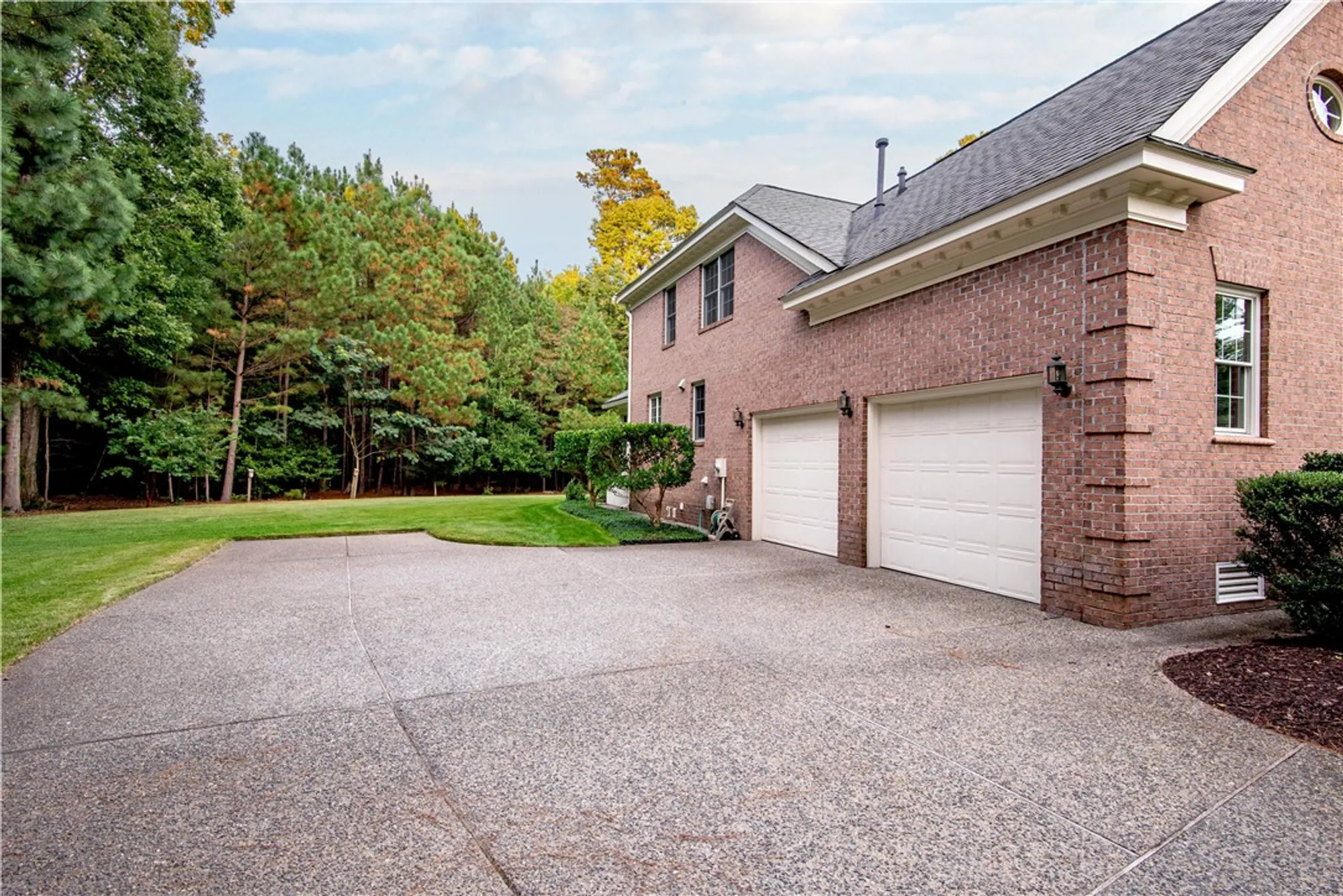 Property Slideshow image 6 of 48 | 2081 harpers mill, Williamsburg, VA, 23185