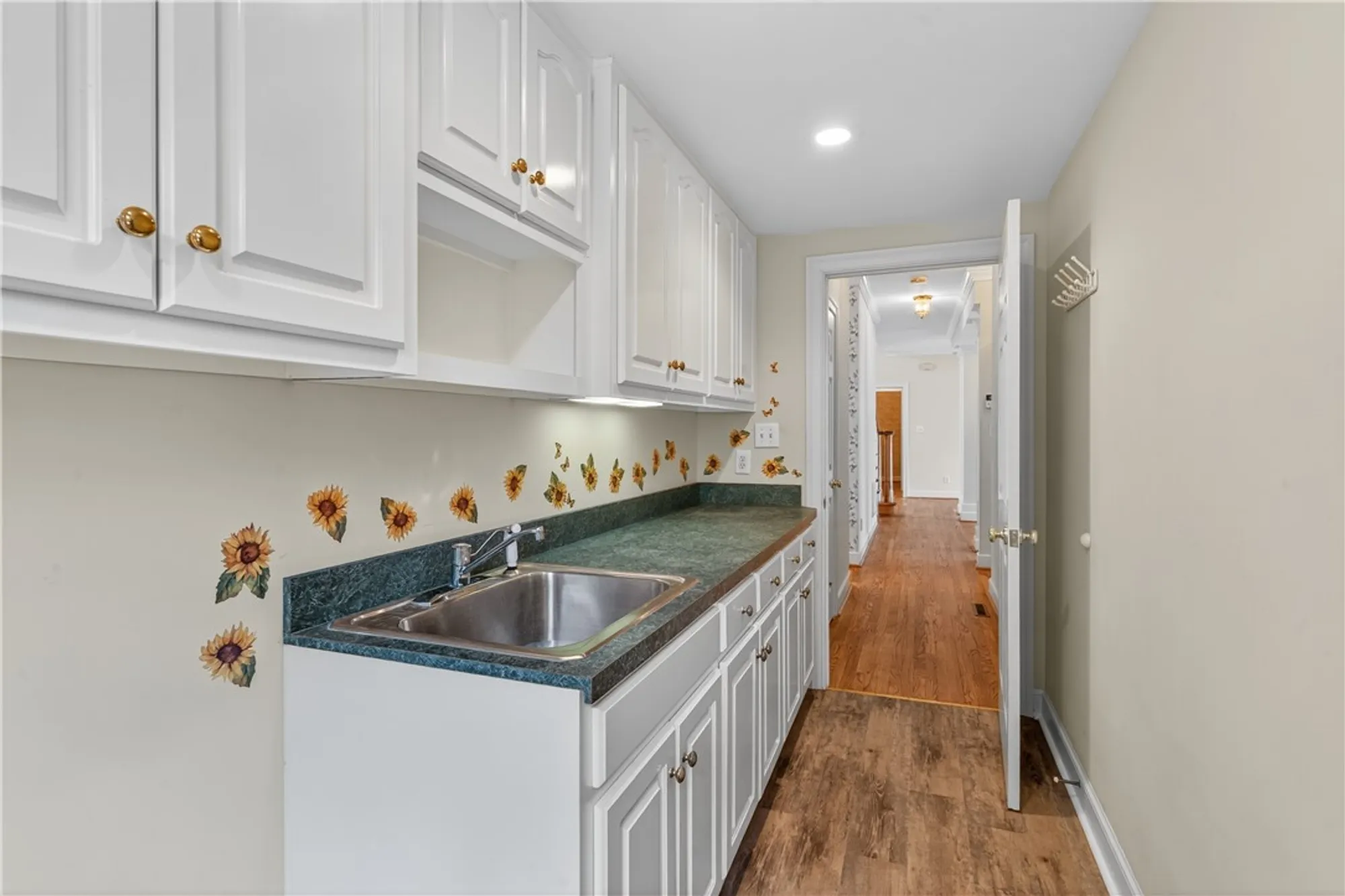 Property Slideshow image 5 of 49 | 116 greens way, Williamsburg, VA, 23185