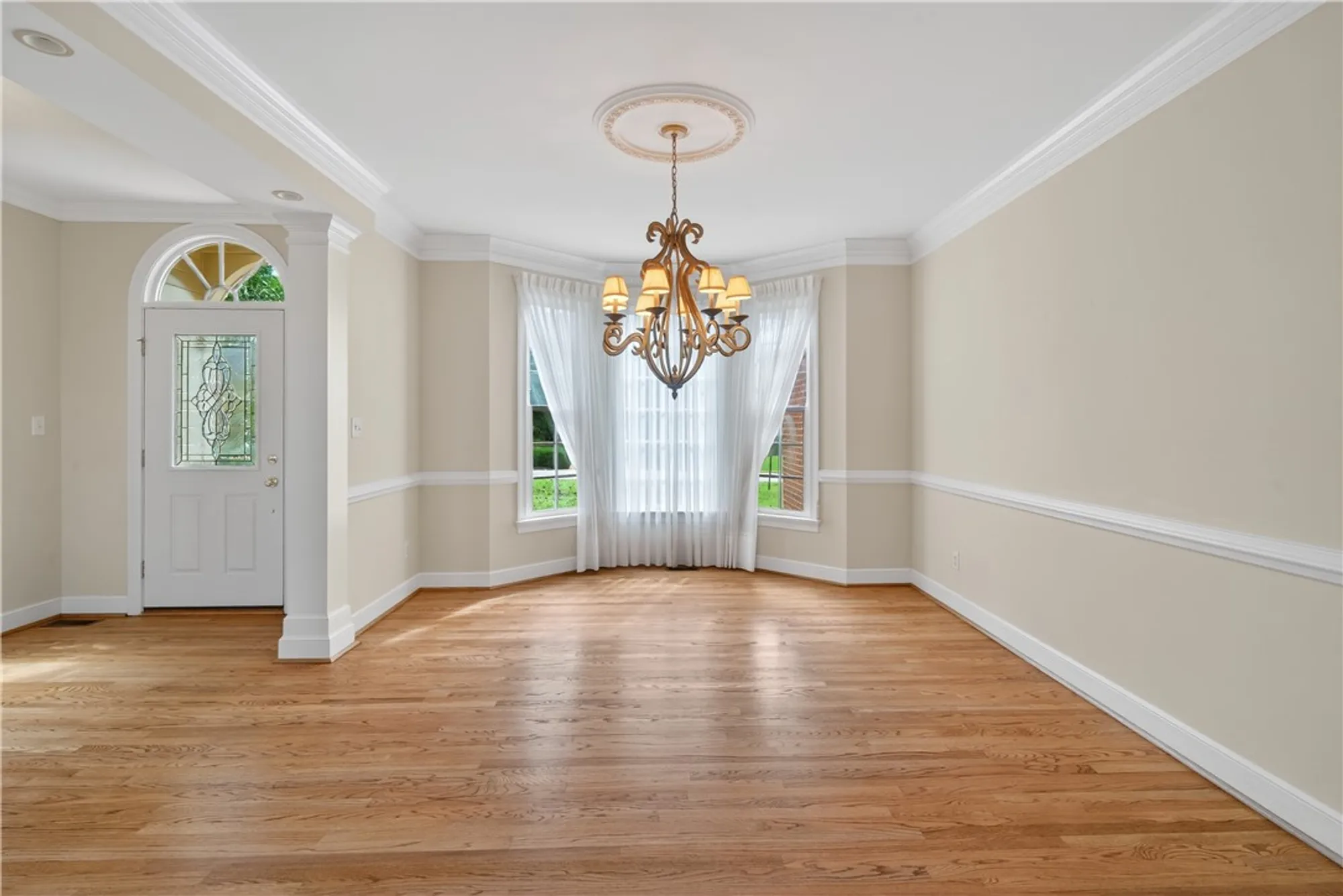 Property Slideshow image 6 of 49 | 116 greens way, Williamsburg, VA, 23185