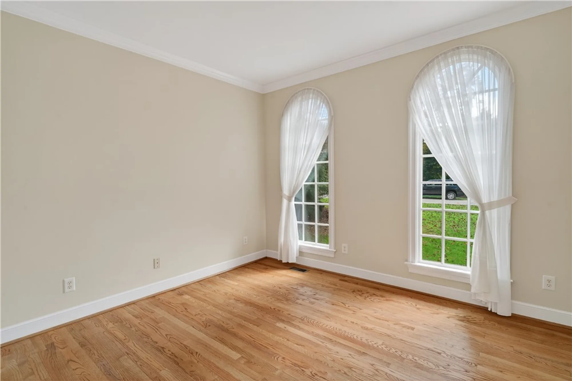 Property Slideshow image 9 of 49 | 116 greens way, Williamsburg, VA, 23185