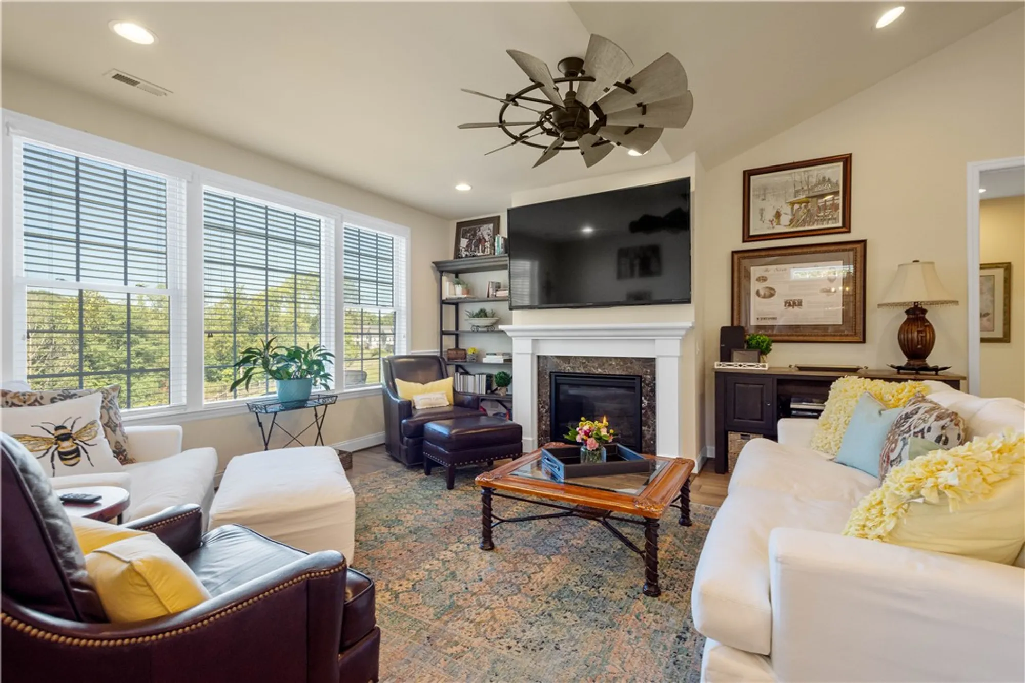 Property Slideshow image 18 of 49 | 158 summer seat ln, Pittsburgh, PA, 15237