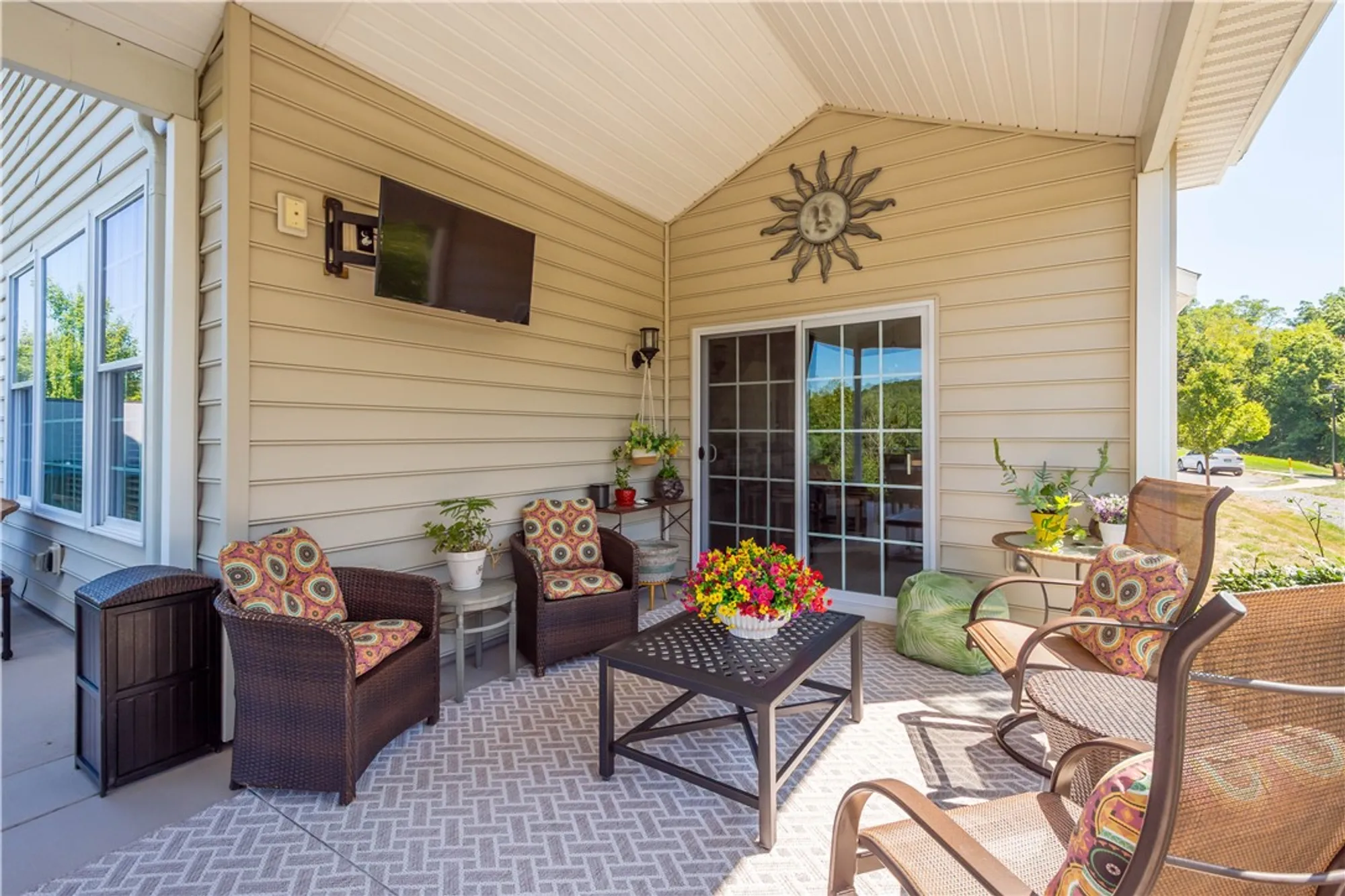 Property Slideshow image 38 of 49 | 158 summer seat ln, Pittsburgh, PA, 15237