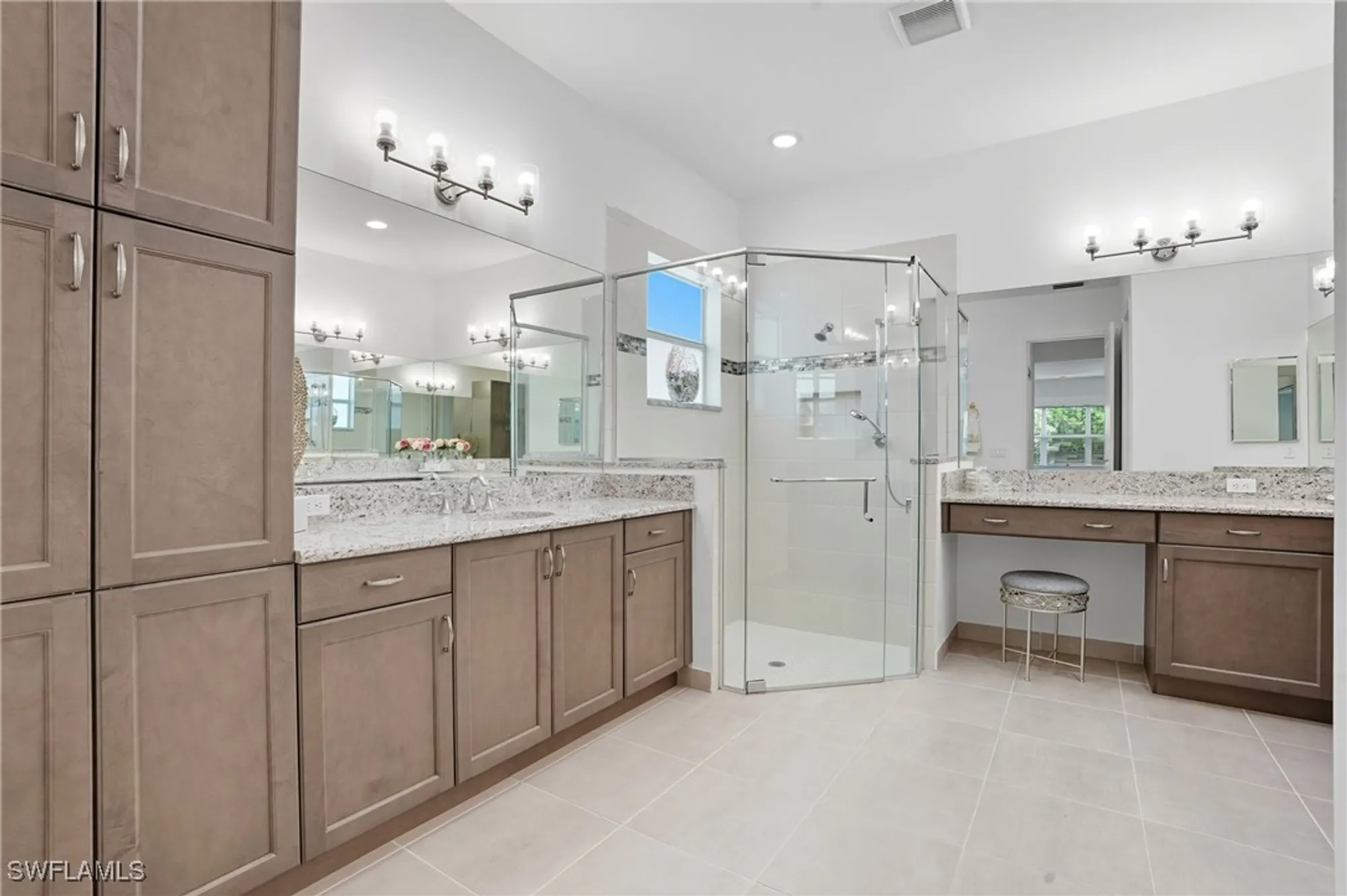 Property Slideshow image 19 of 36 | 28604 moraga ln, Bonita Springs, FL, 34135