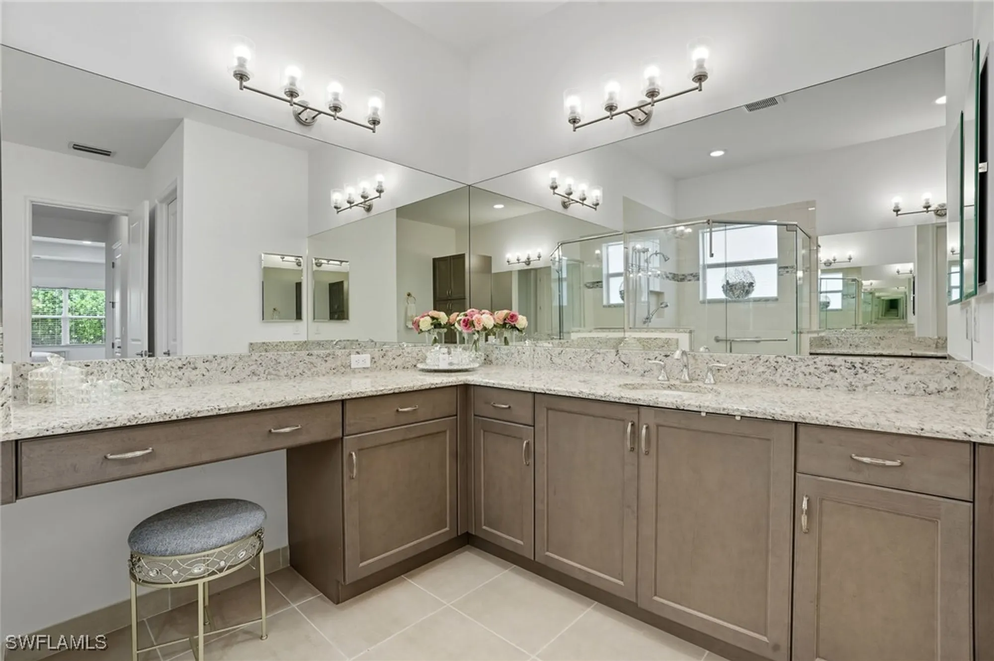 Property Slideshow image 21 of 36 | 28604 moraga ln, Bonita Springs, FL, 34135