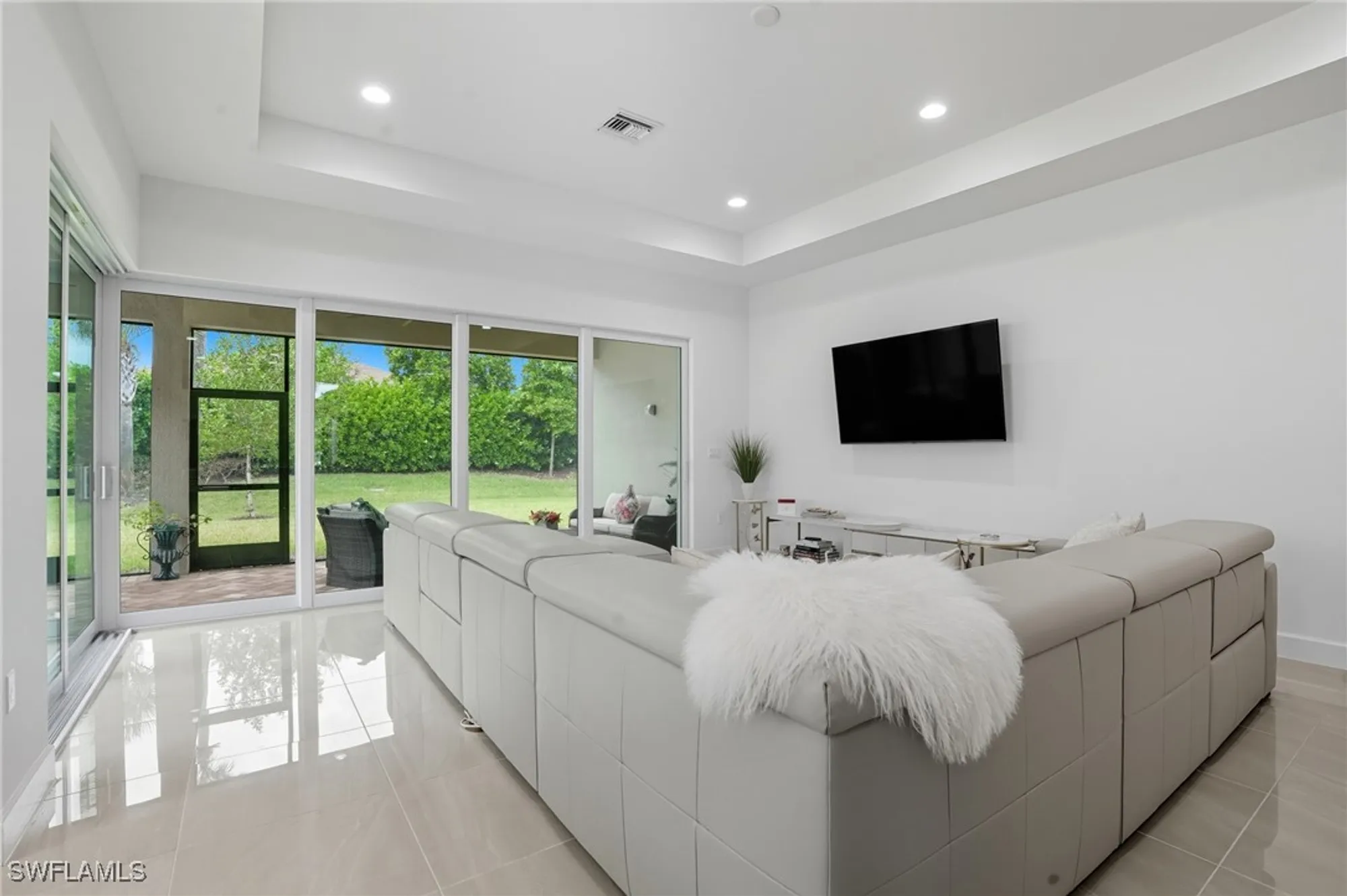 Property Slideshow image 8 of 36 | 28604 moraga ln, Bonita Springs, FL, 34135