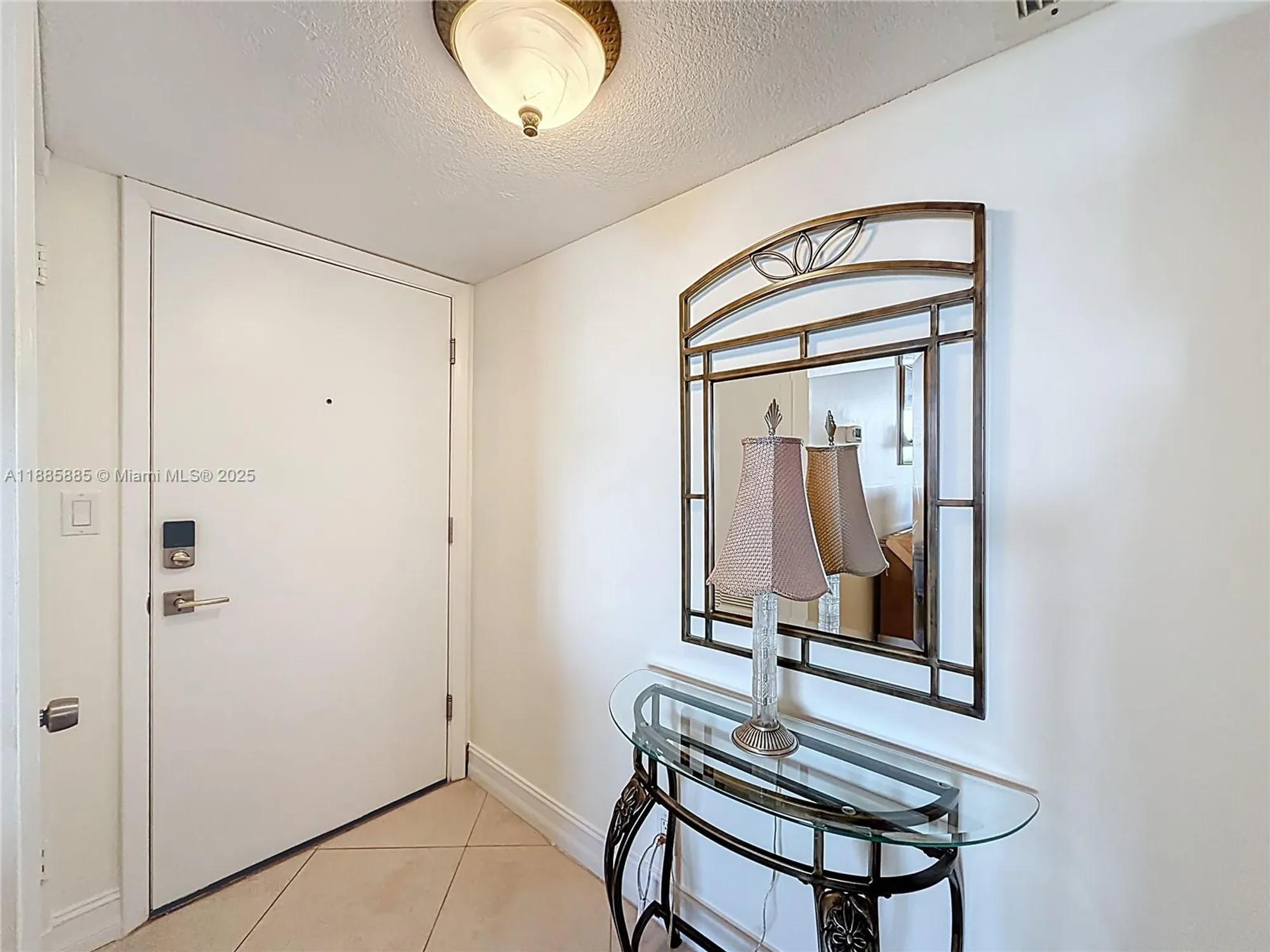 Property Slideshow image 15 of 39 | 1890 s ocean dr apt 504, Hallandale Beach, FL, 33009