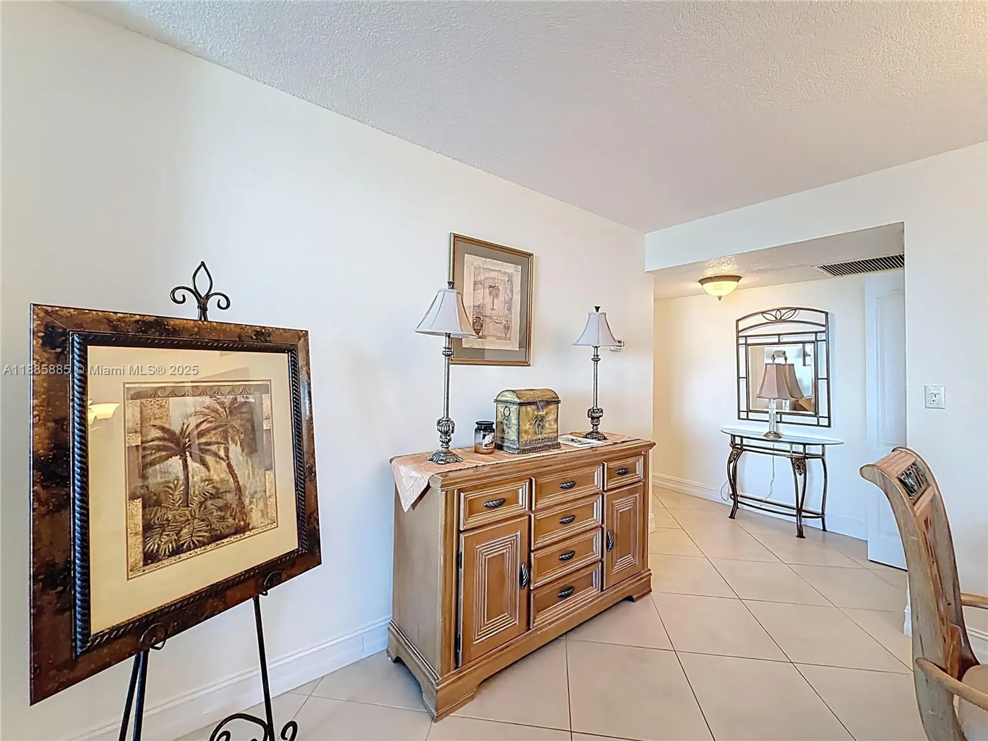 Property Slideshow image 19 of 39 | 1890 s ocean dr apt 504, Hallandale Beach, FL, 33009