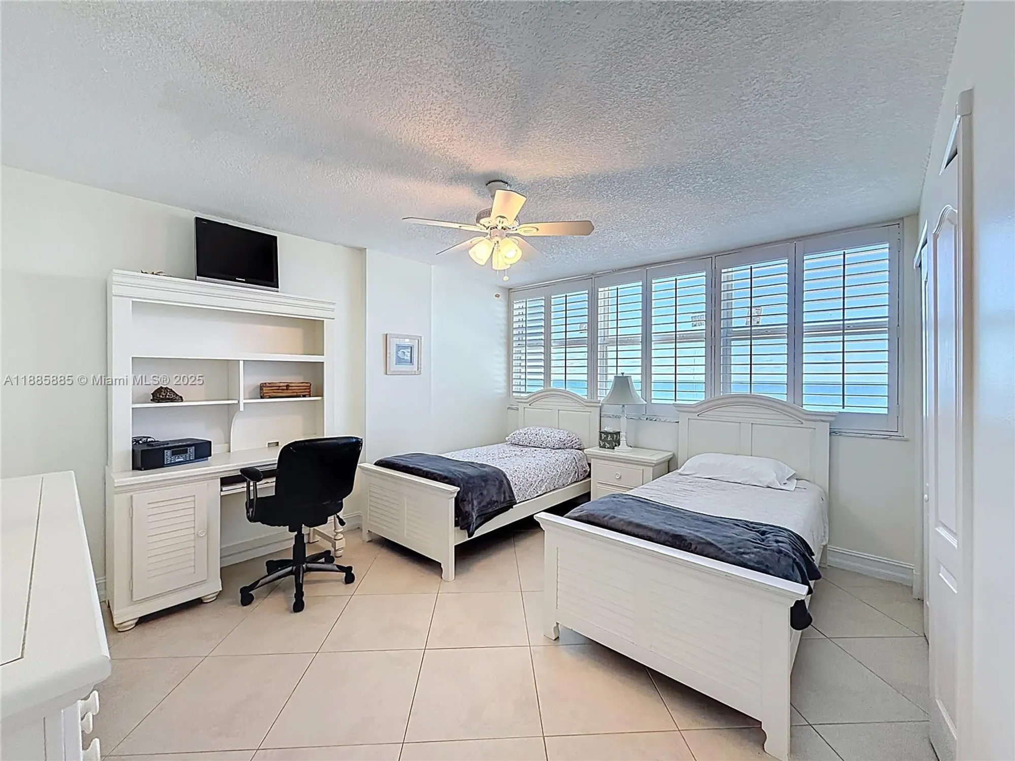 Property Slideshow image 37 of 39 | 1890 s ocean dr apt 504, Hallandale Beach, FL, 33009