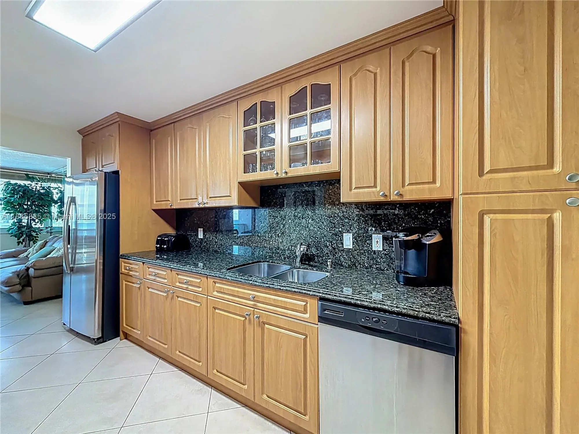 Property Slideshow image 30 of 39 | 1890 s ocean dr apt 504, Hallandale Beach, FL, 33009