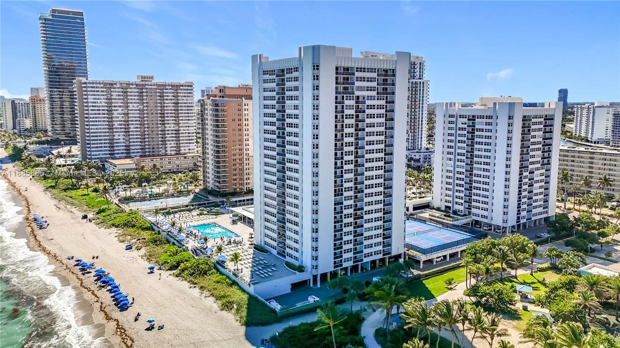 Property Slideshow image 8 of 39 | 1890 s ocean dr apt 504, Hallandale Beach, FL, 33009