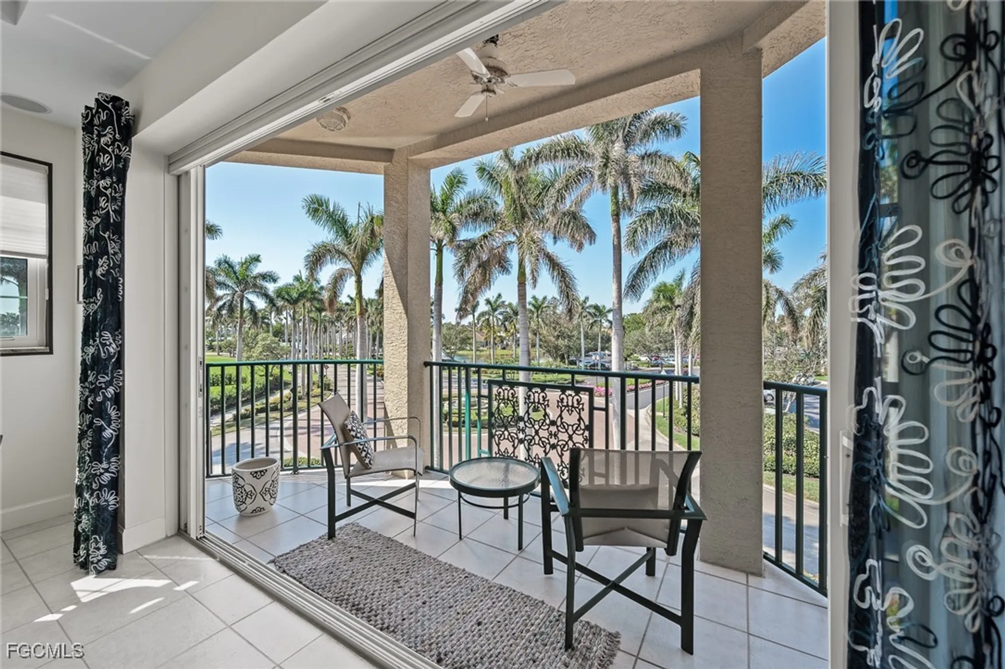 Property Slideshow image 15 of 44 | 11160 harbour yacht ct b, Fort Myers, FL, 33908