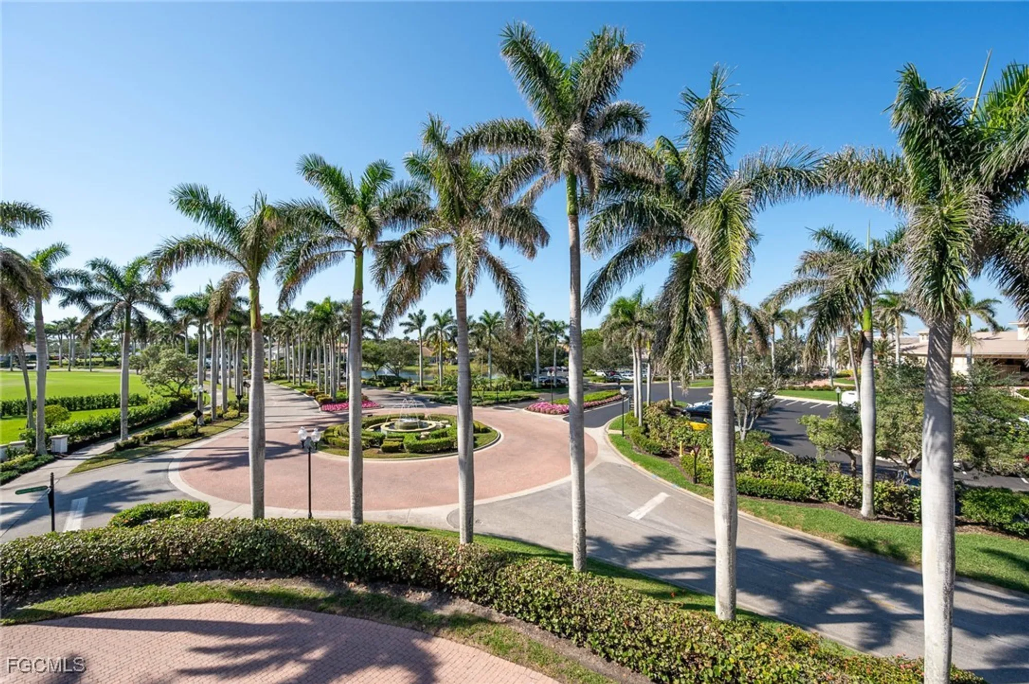 Property Slideshow image 18 of 44 | 11160 harbour yacht ct b, Fort Myers, FL, 33908