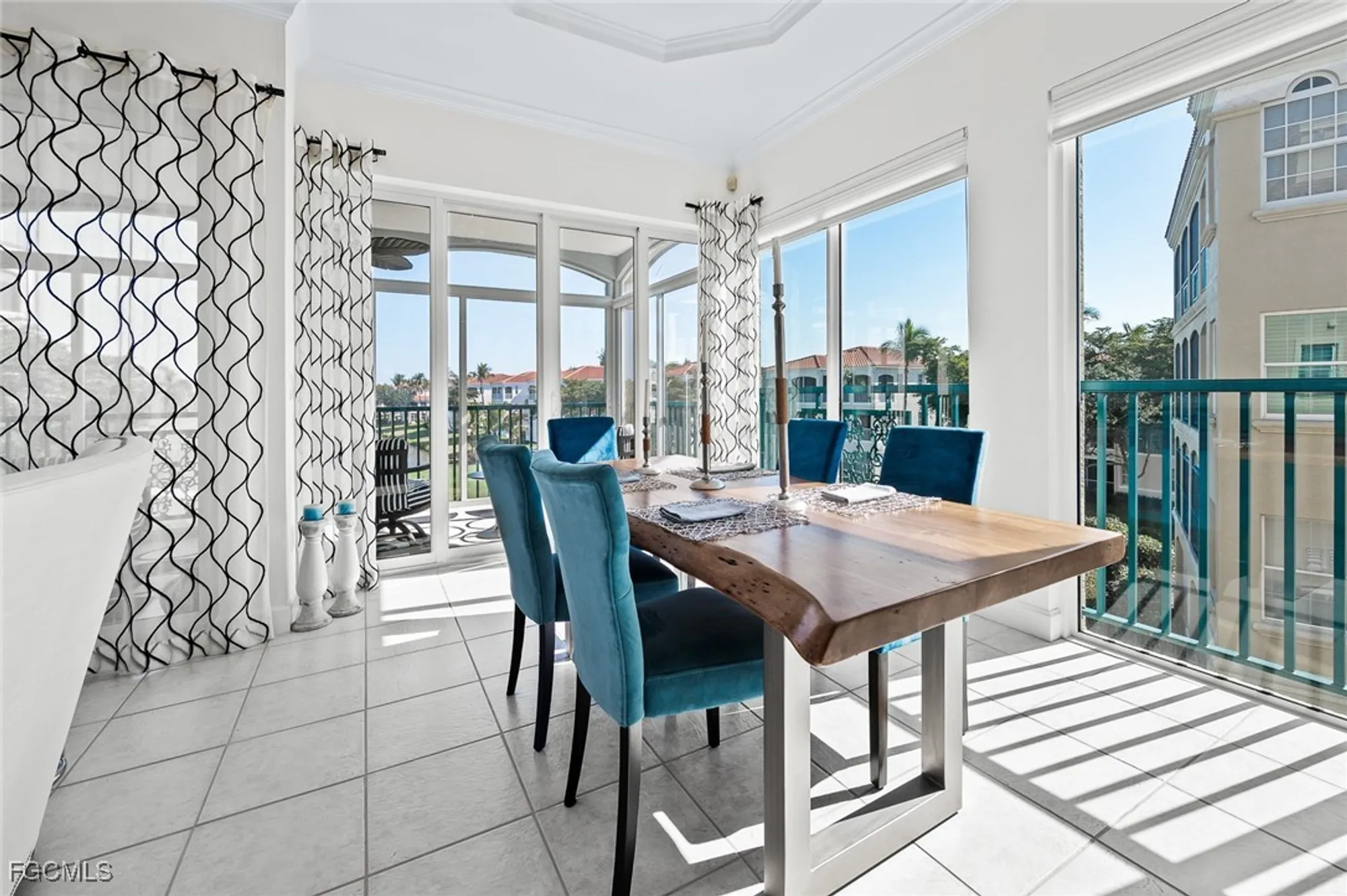 Property Slideshow image 10 of 44 | 11160 harbour yacht ct b, Fort Myers, FL, 33908