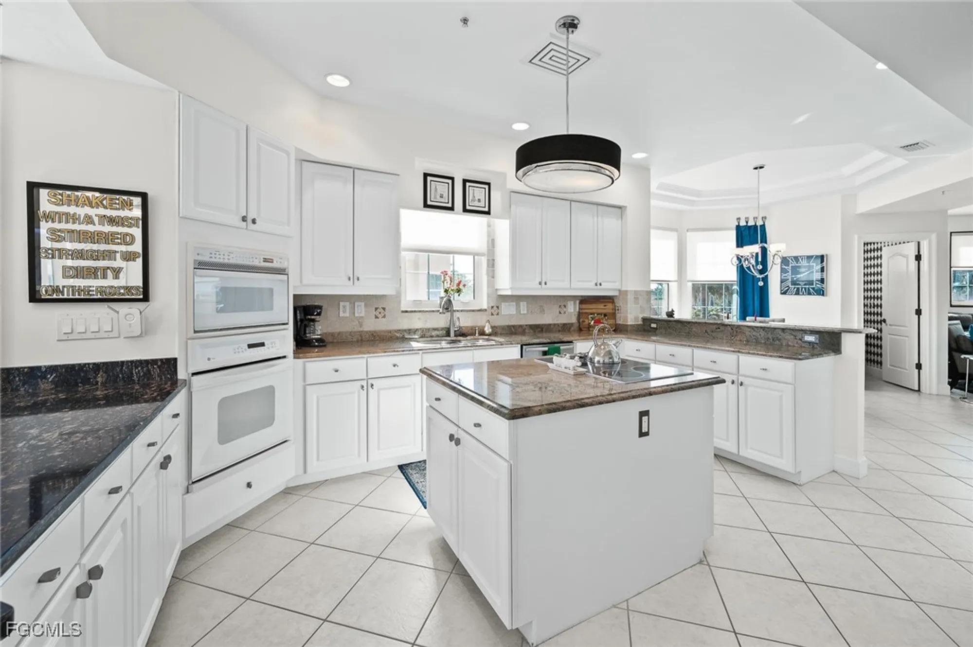 Property Slideshow image 6 of 44 | 11160 harbour yacht ct b, Fort Myers, FL, 33908