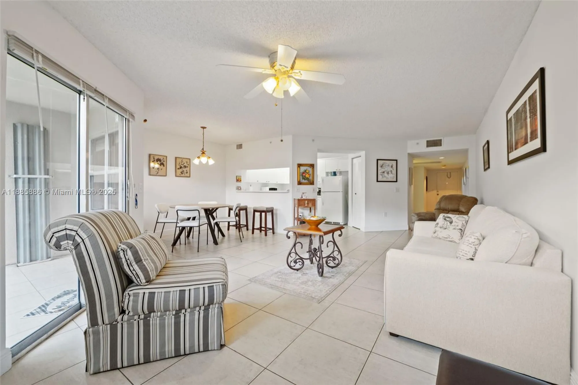 Property Slideshow image 7 of 25 | 701 sw 142nd ave 110s, Pembroke Pines, FL, 33027