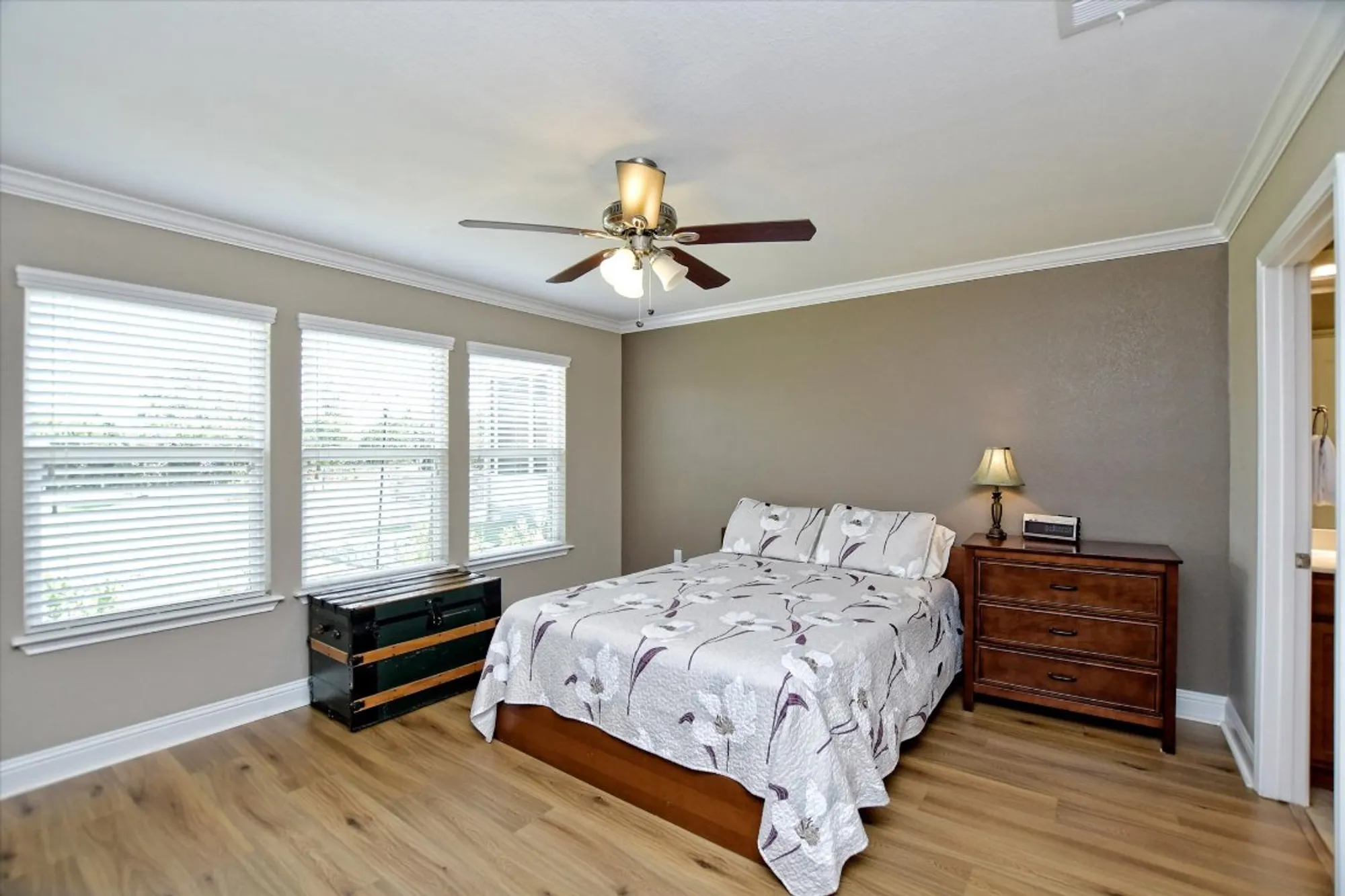 Property Slideshow image 13 of 21 | 103 mud creek cv, Georgetown, TX, 78633