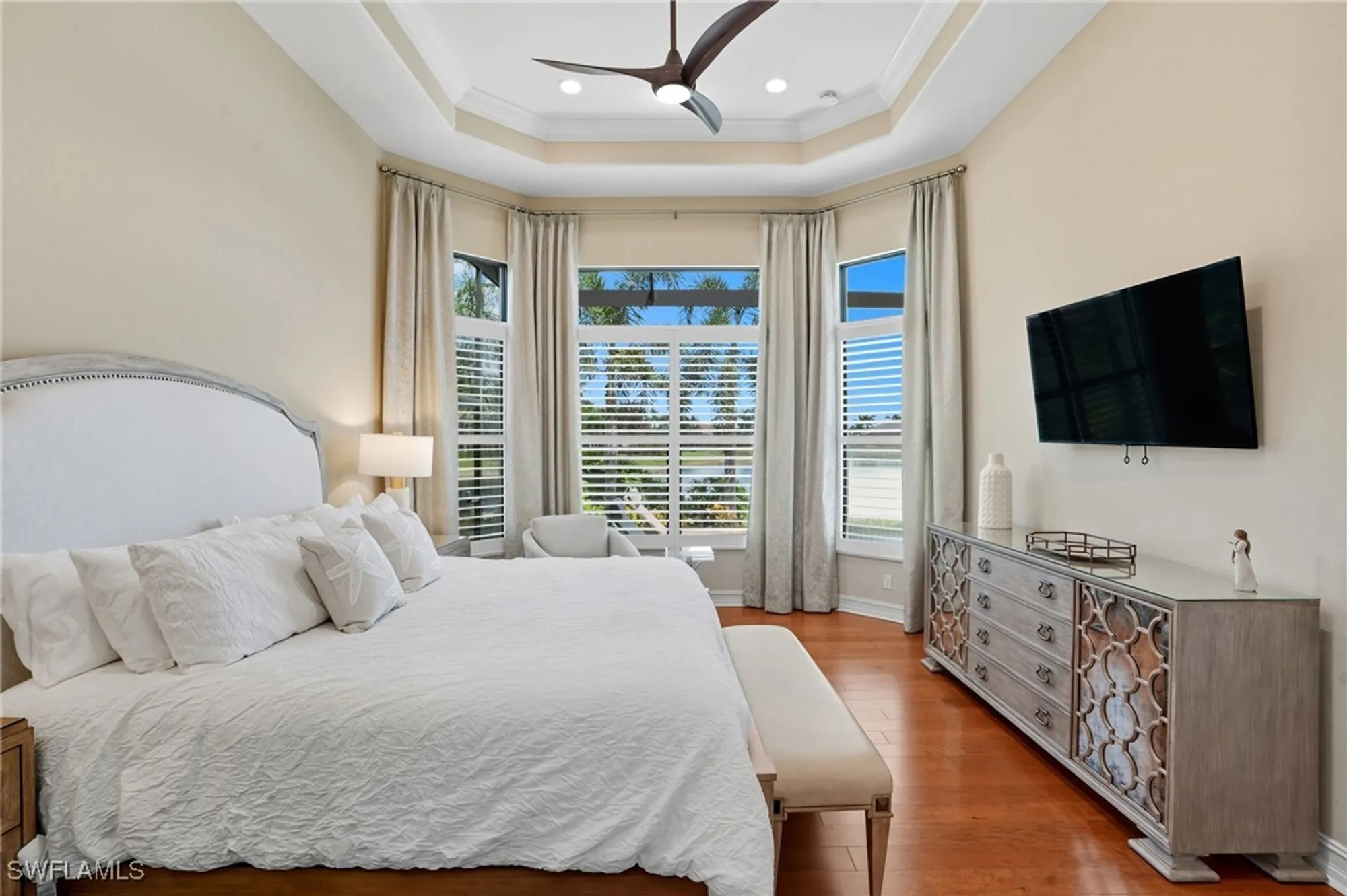 Property Slideshow image 19 of 49 | 6376 costa cir, Naples, FL, 34113