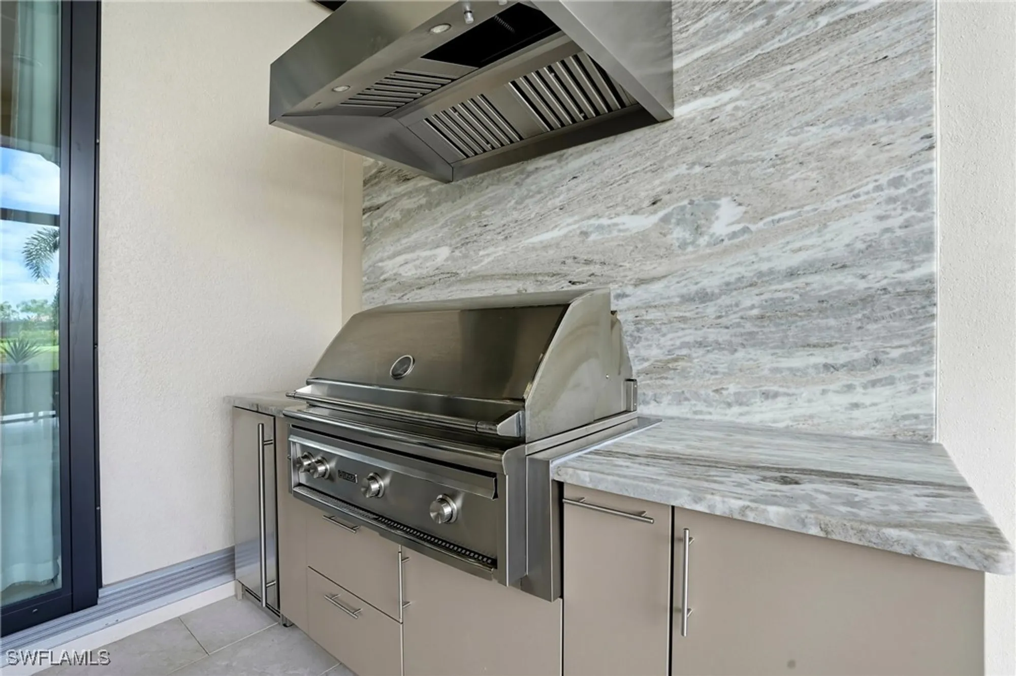 Property Slideshow image 38 of 49 | 6376 costa cir, Naples, FL, 34113