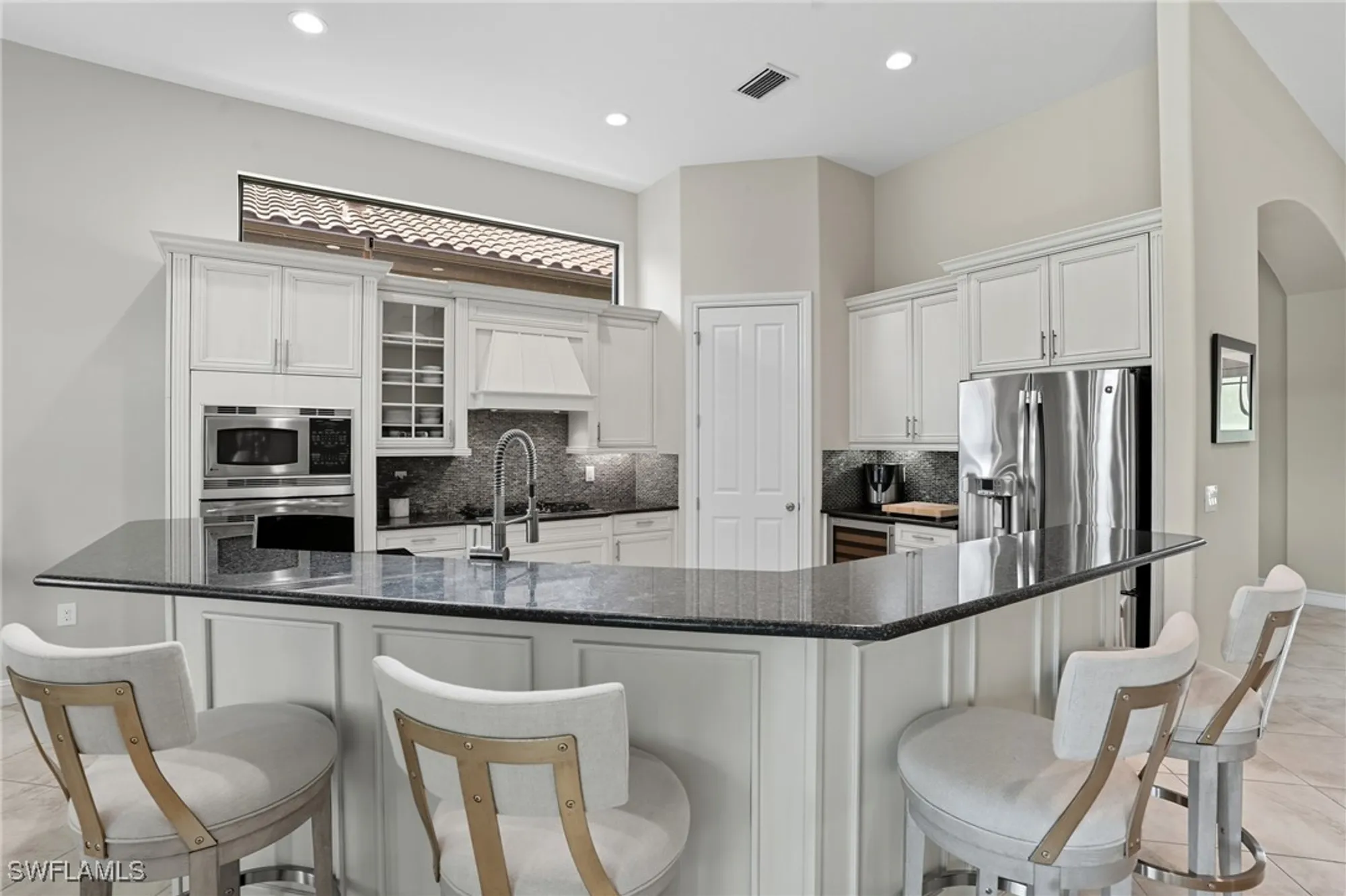 Property Slideshow image 8 of 49 | 6376 costa cir, Naples, FL, 34113