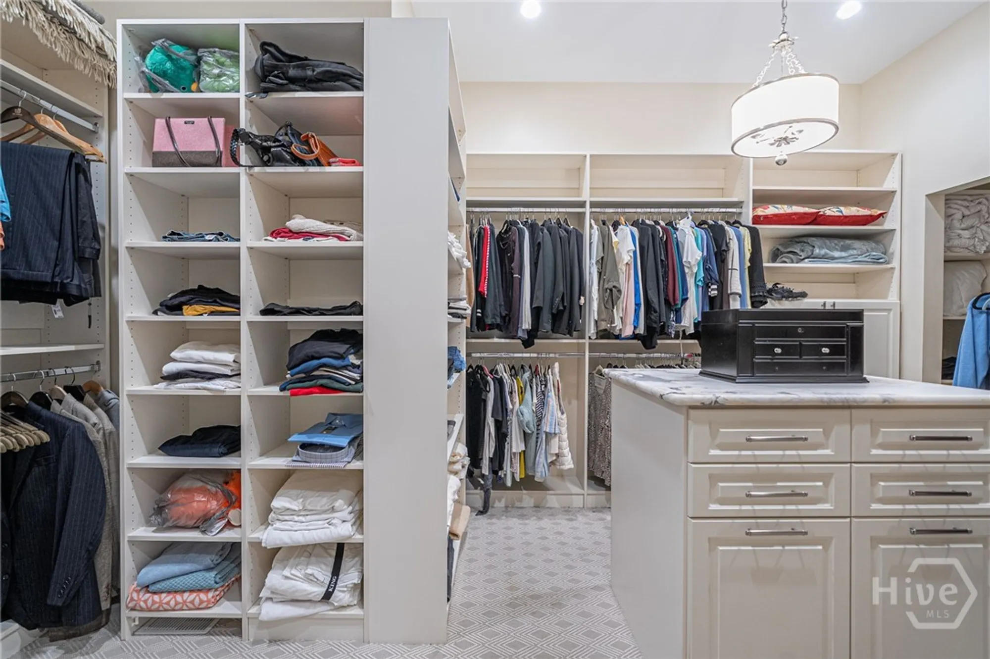 Property Slideshow image 33 of 66 | 24 tidewater way, Savannah, GA, 31411