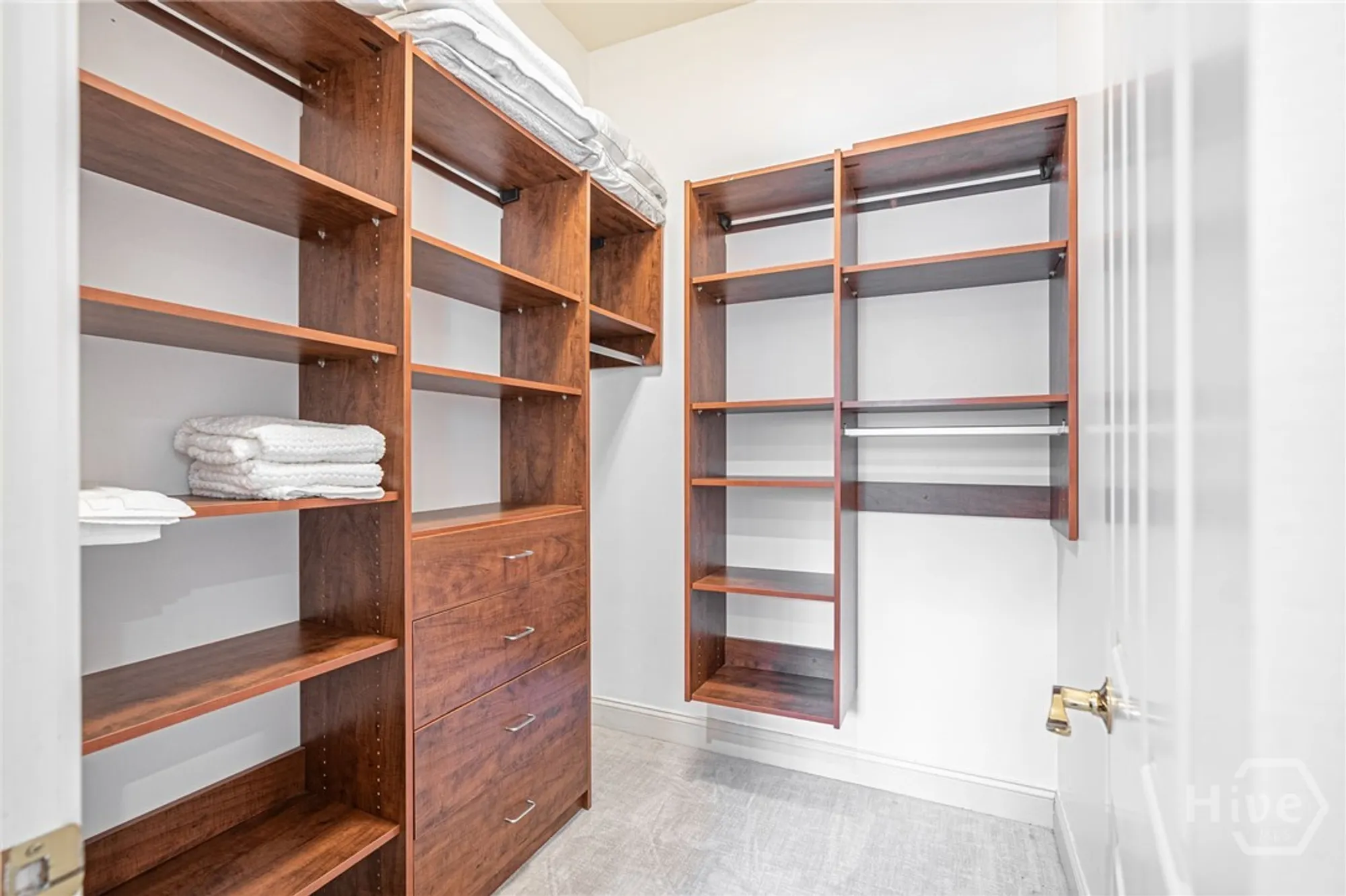 Property Slideshow image 46 of 66 | 24 tidewater way, Savannah, GA, 31411