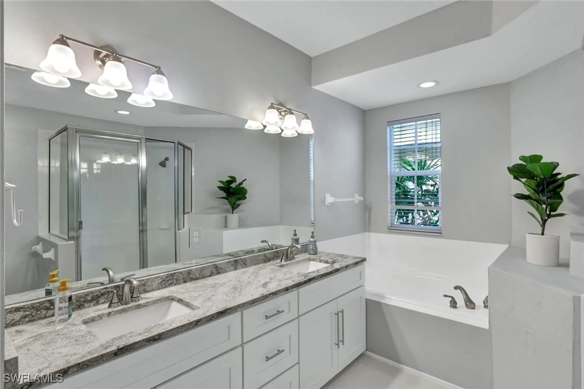 Property Slideshow image 20 of 33 | 26938 montego pointe ct 101, Bonita Springs, FL, 34134
