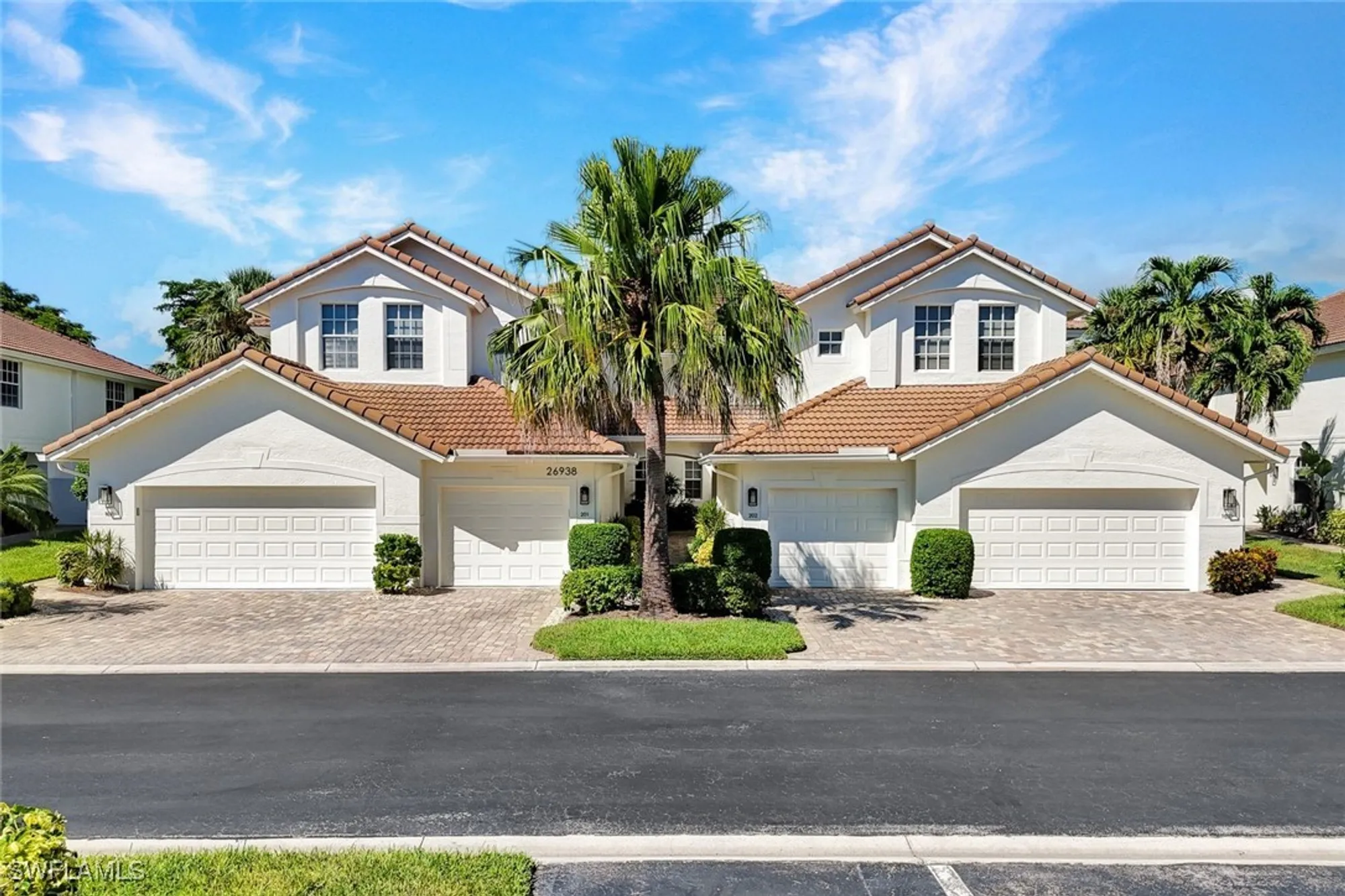 Property Slideshow image 3 of 33 | 26938 montego pointe ct 101, Bonita Springs, FL, 34134