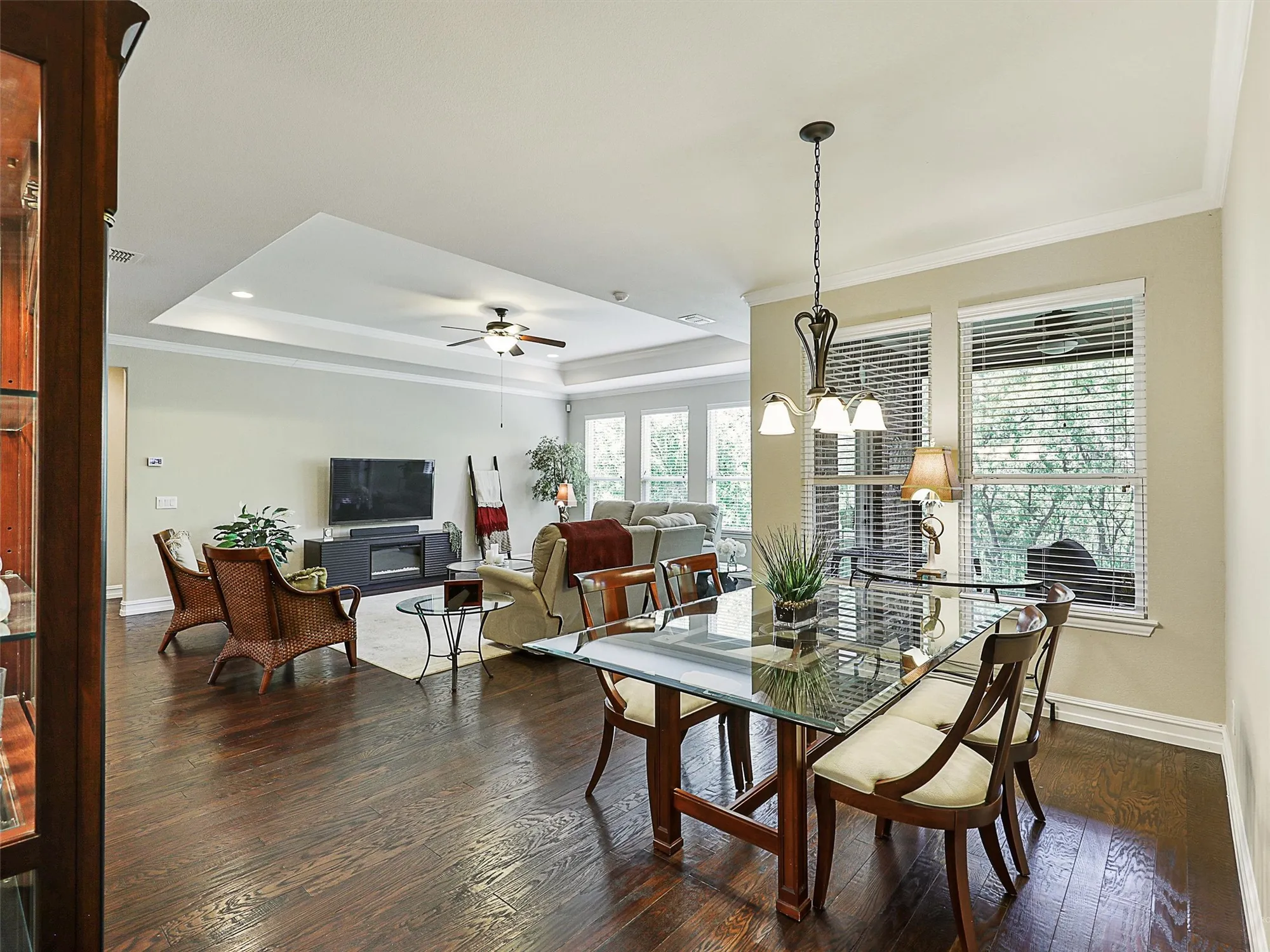 Property Slideshow image 17 of 40 | 6373 cherry hills dr, Frisco, TX, 75036