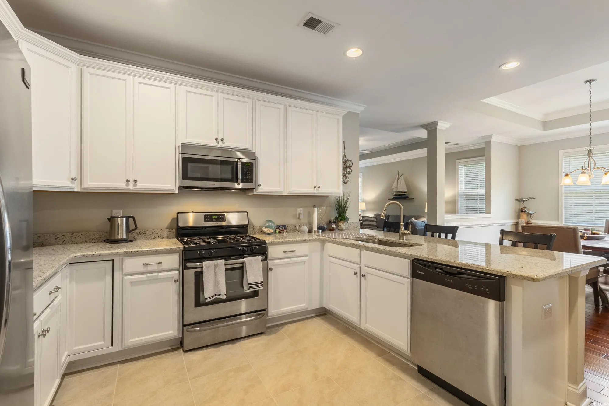 Property Slideshow image 13 of 40 | 482 botany loop # 155, Murrells Inlet, SC, 29576