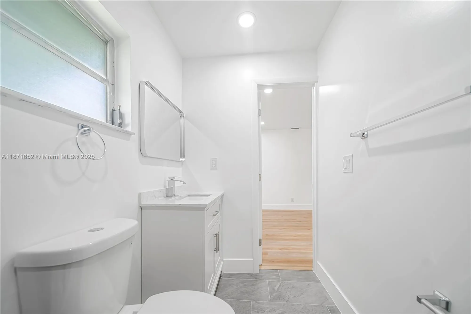 Property Slideshow image 25 of 46 | 2106 alfred dr, Boynton Beach, FL, 33426