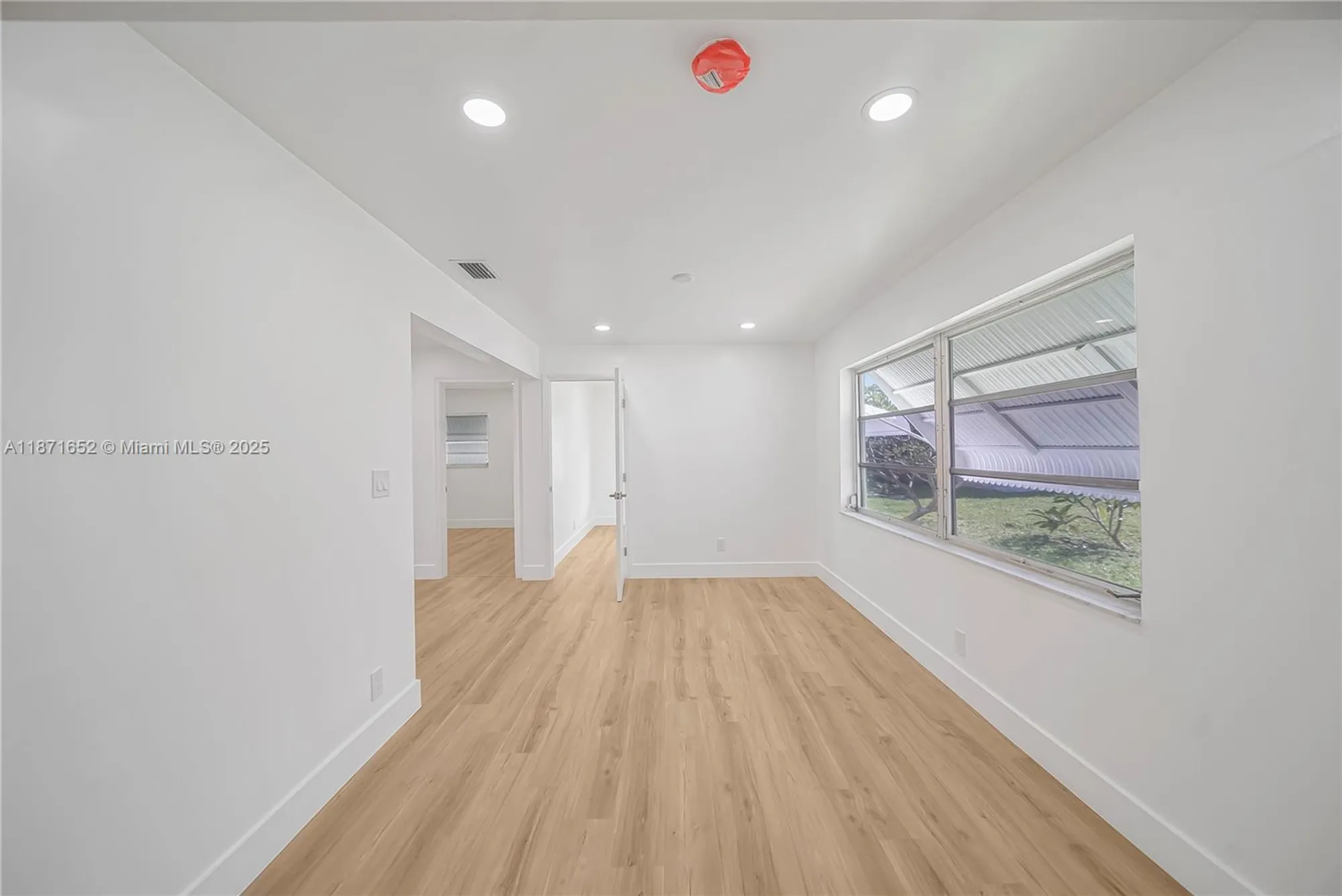 Property Slideshow image 23 of 46 | 2106 alfred dr, Boynton Beach, FL, 33426