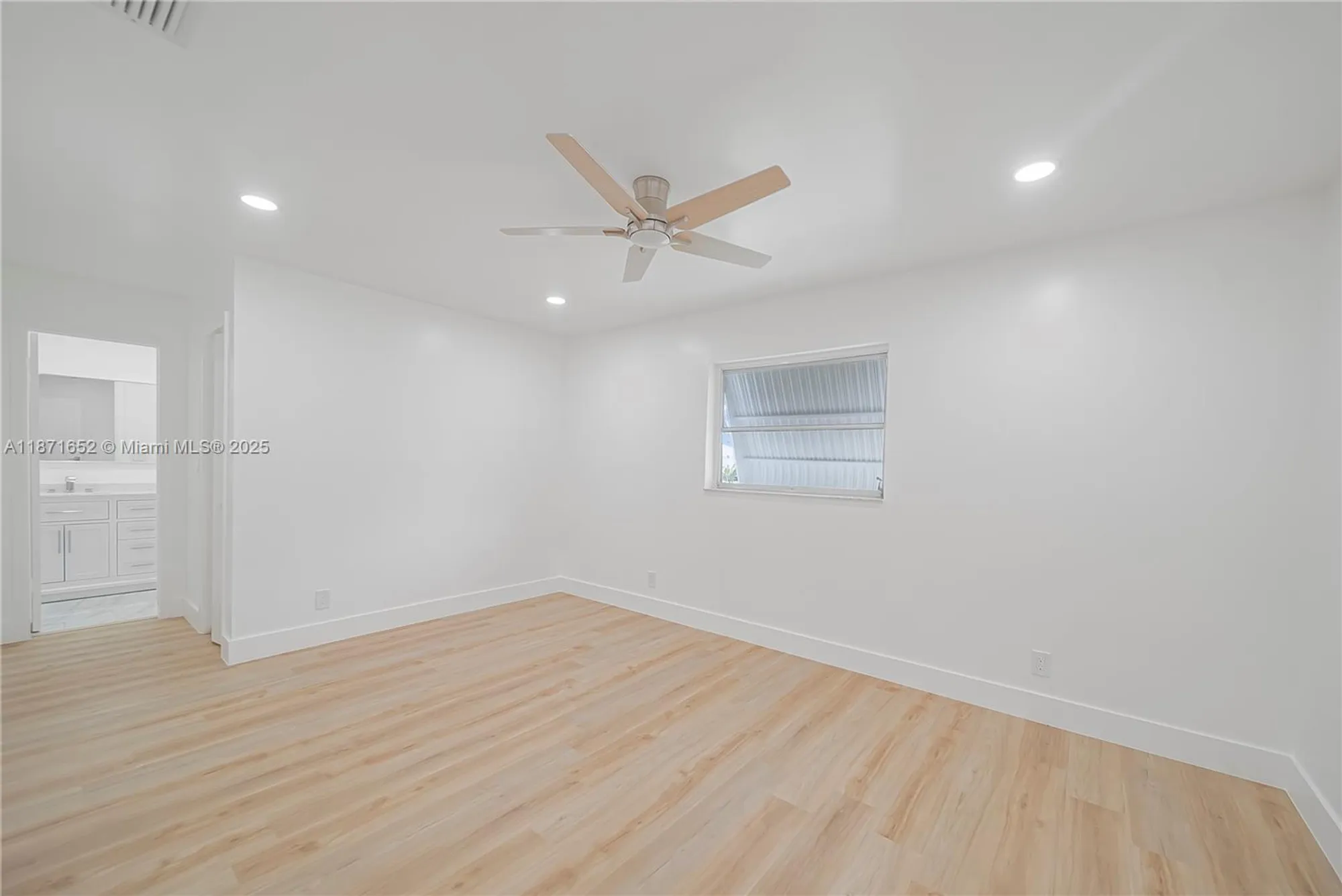 Property Slideshow image 35 of 46 | 2106 alfred dr, Boynton Beach, FL, 33426