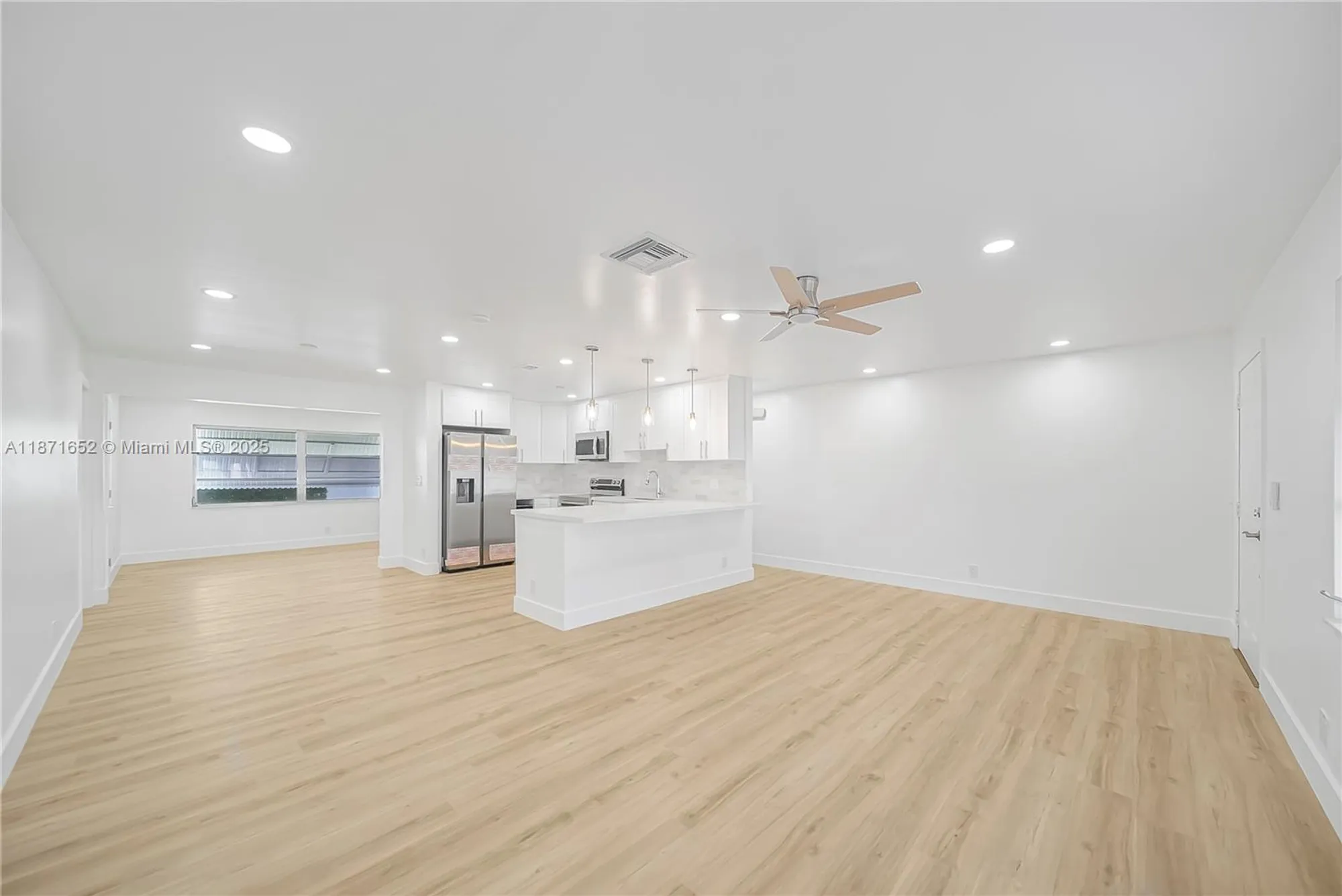 Property Slideshow image 4 of 46 | 2106 alfred dr, Boynton Beach, FL, 33426