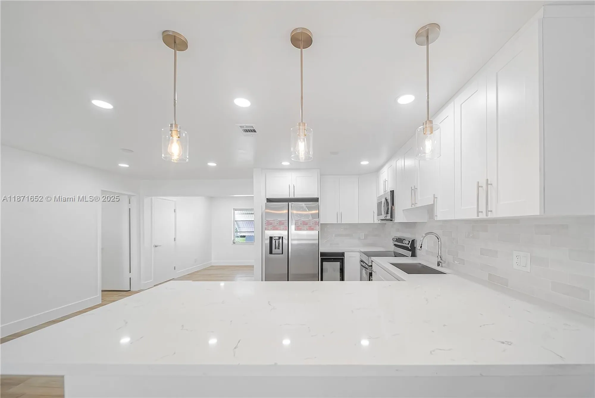 Property Slideshow image 6 of 46 | 2106 alfred dr, Boynton Beach, FL, 33426