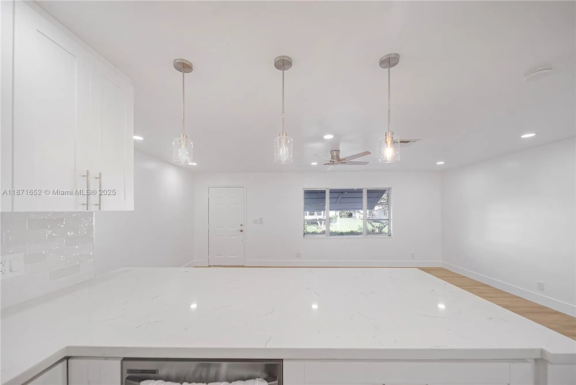 Property Slideshow image 9 of 46 | 2106 alfred dr, Boynton Beach, FL, 33426