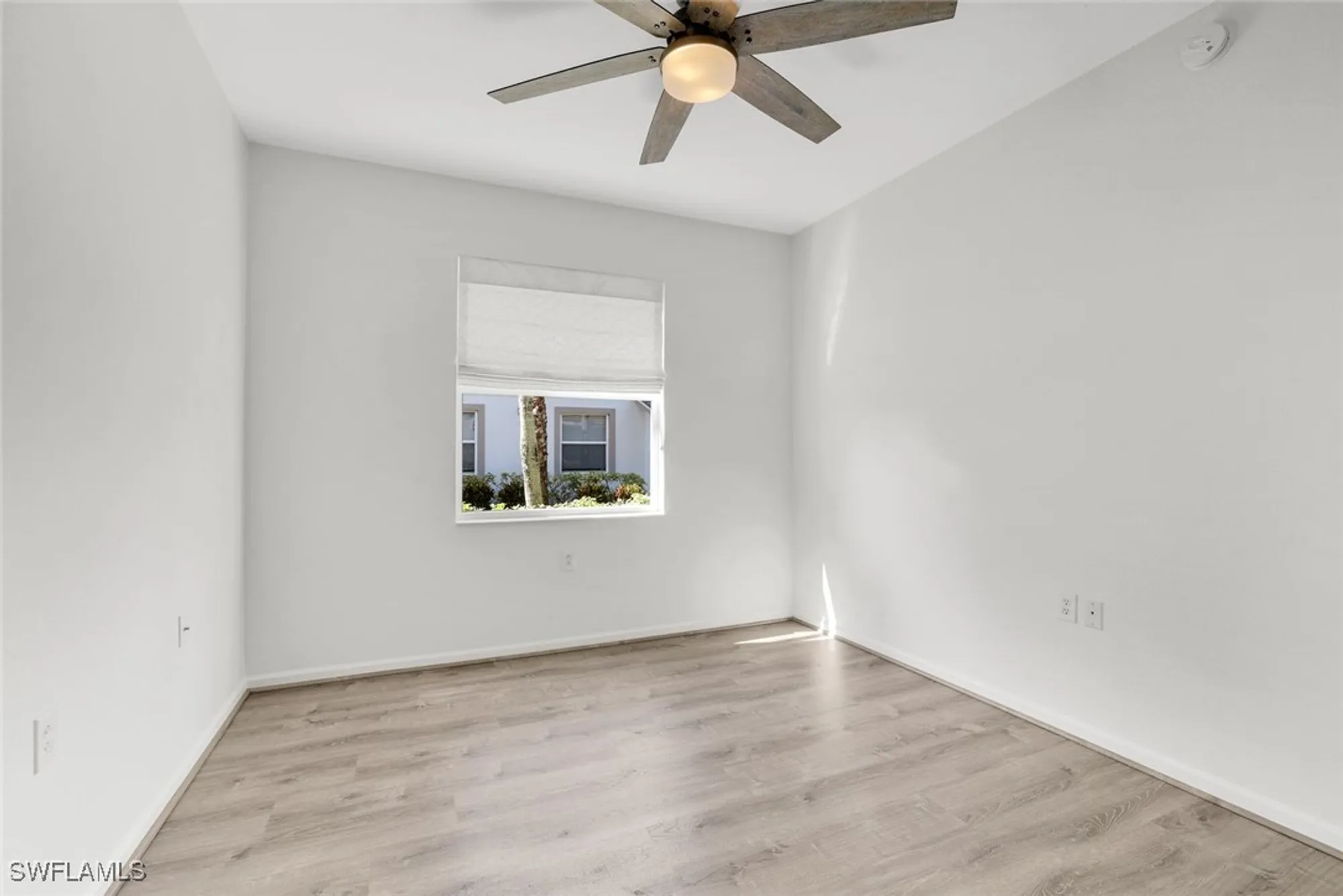 Property Slideshow image 19 of 31 | 6875 ascot dr # 6, Naples, FL, 34113