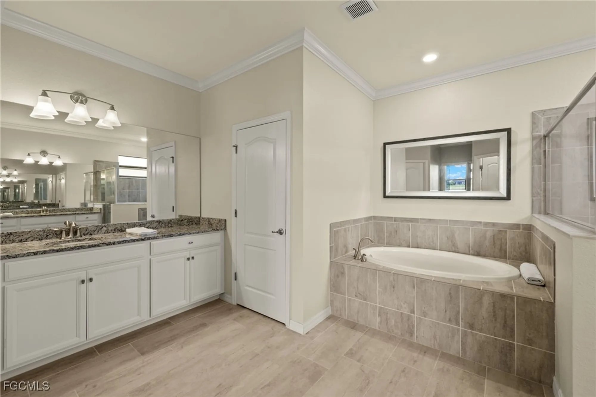 Property Slideshow image 21 of 40 | 17413 newberry ln, Estero, FL, 33928