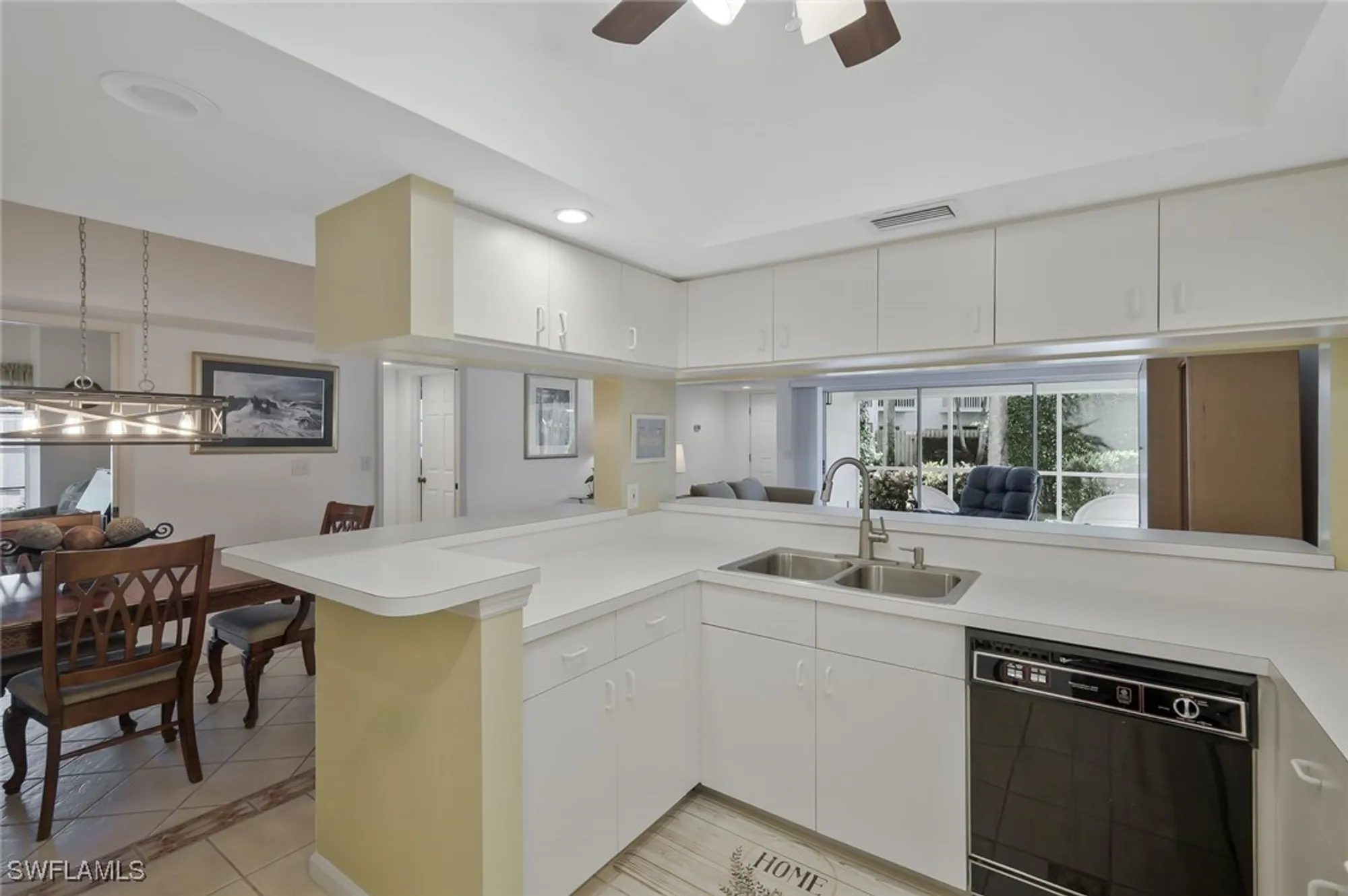 Property Slideshow image 14 of 31 | 4121 lake forest dr 711, Bonita Springs, FL, 34134