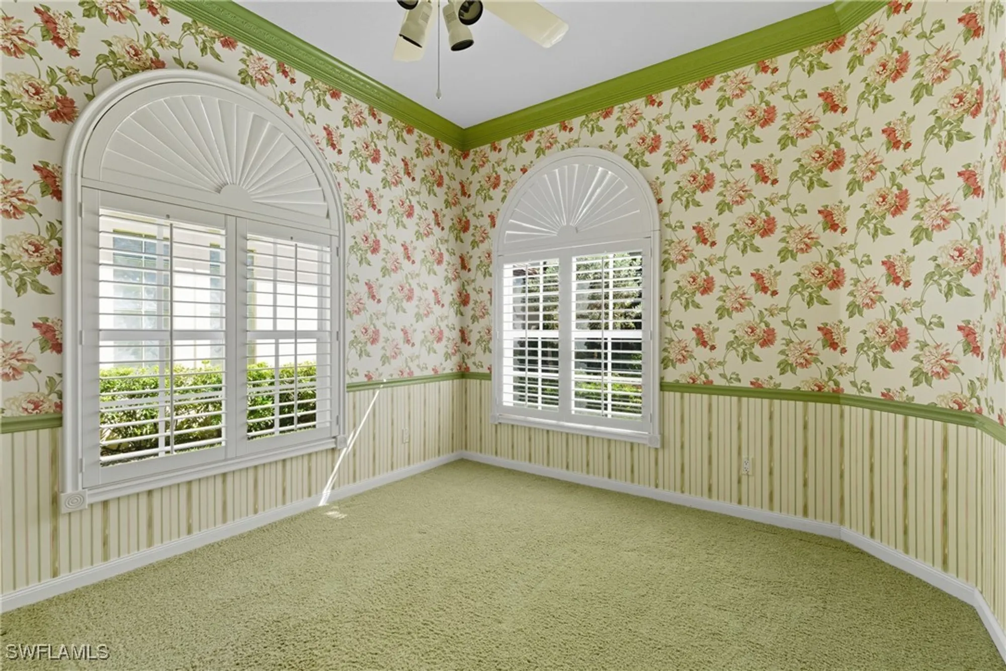 Property Slideshow image 11 of 24 | 5925 bermuda ln, Naples, FL, 34119