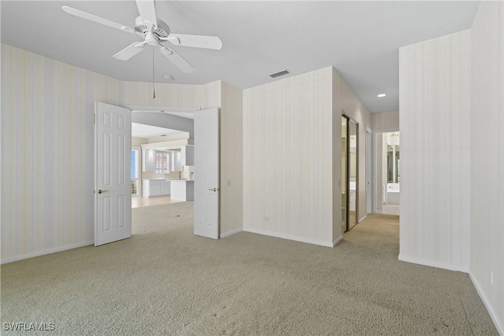 Property Slideshow image 13 of 24 | 5925 bermuda ln, Naples, FL, 34119