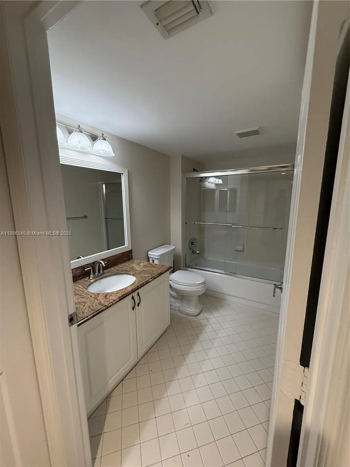 Property Slideshow image 6 of 8 | 900 sw 142nd ave 101l, Pembroke Pines, FL, 33027