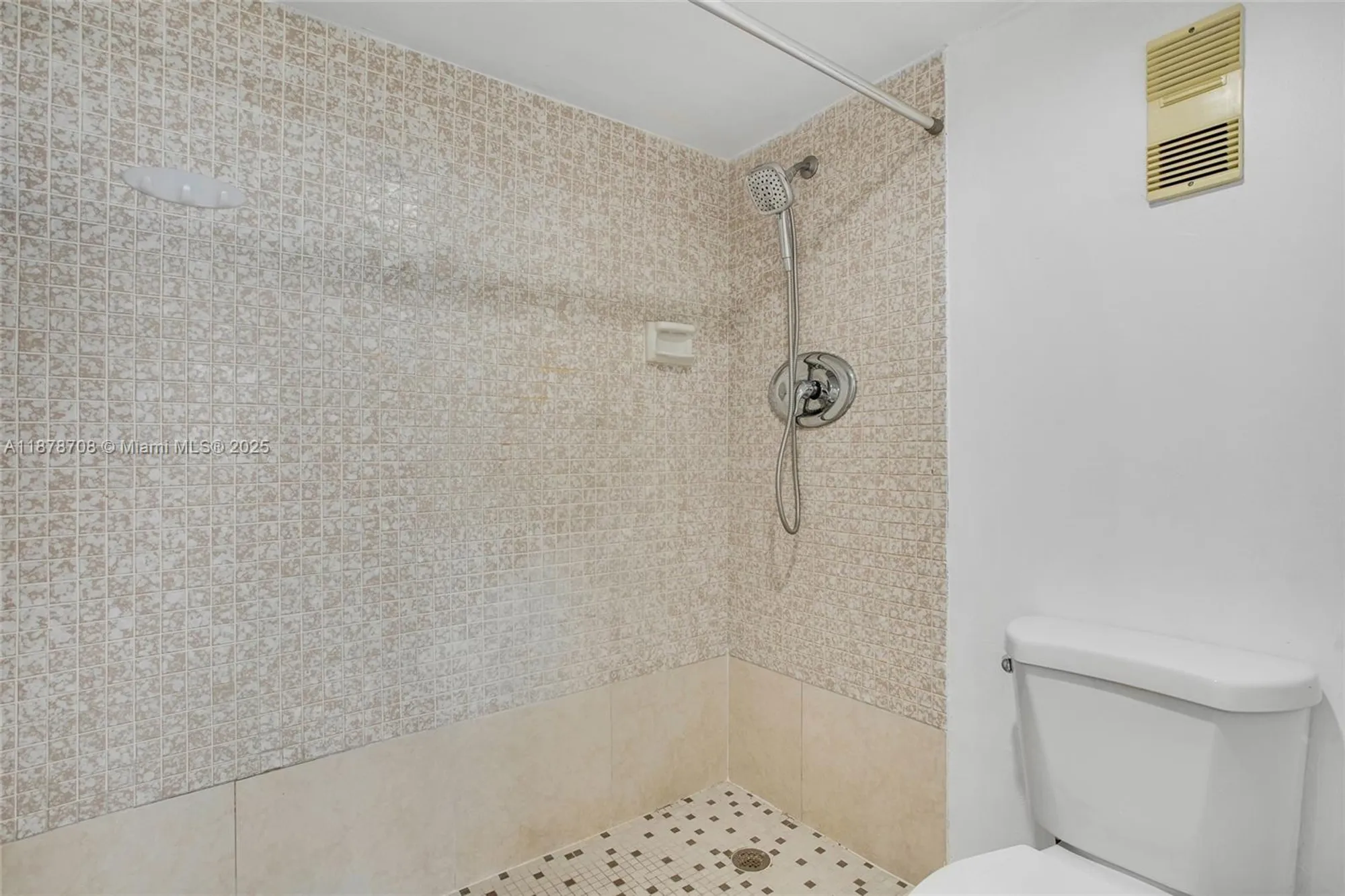 Property Slideshow image 12 of 27 | 1100 saint charles pl ph 5, Pembroke Pines, FL, 33026