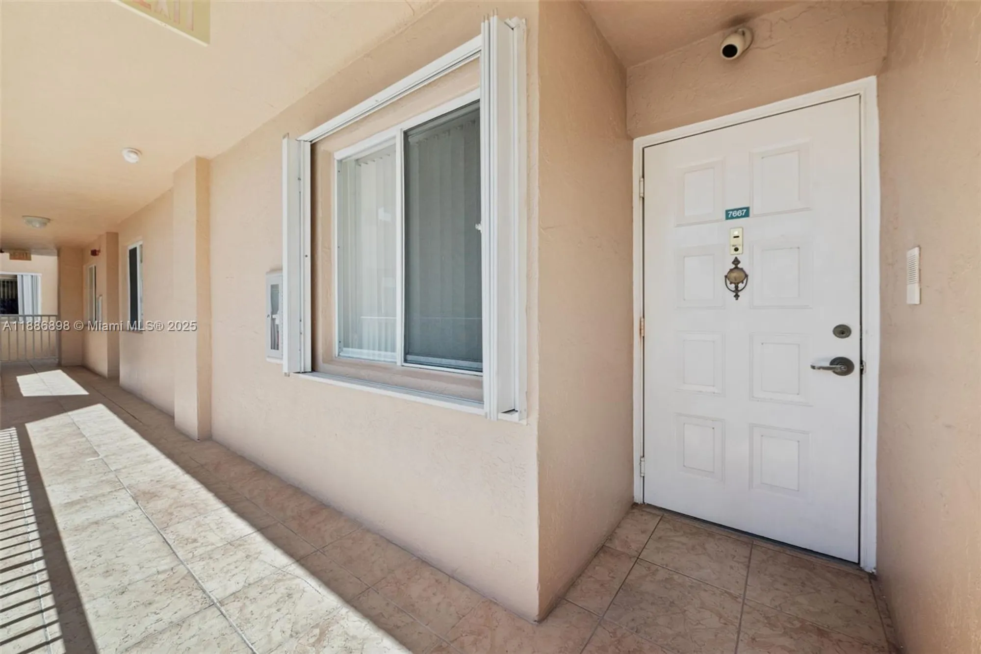 Property Slideshow image 2 of 21 | 7667 granville dr 310, Tamarac, FL, 33321