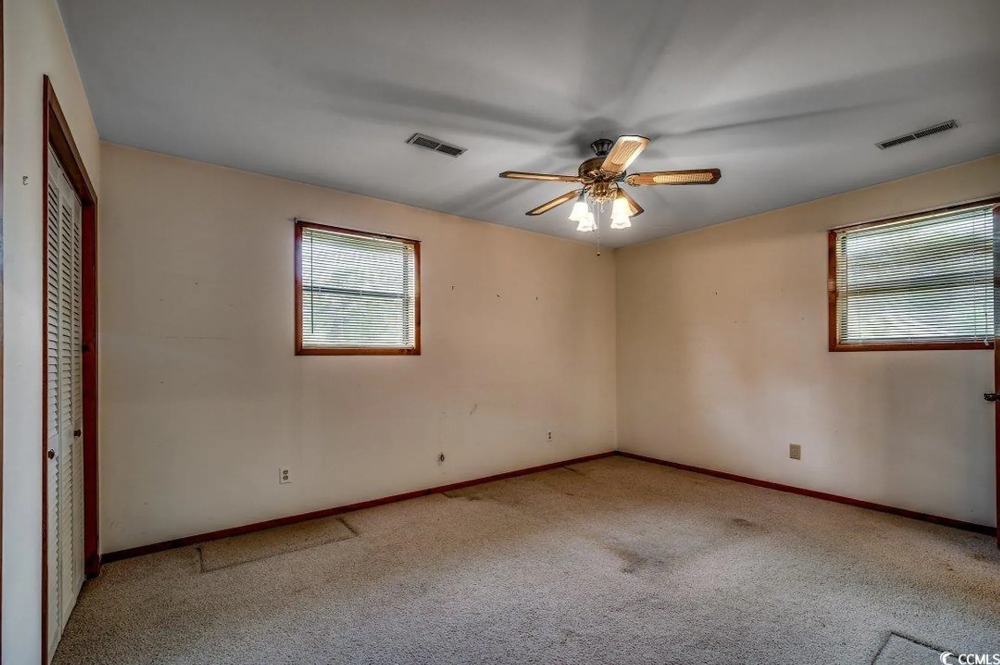 Property Slideshow image 11 of 27 | 306 prestwick rd, Myrtle Beach, SC, 29588