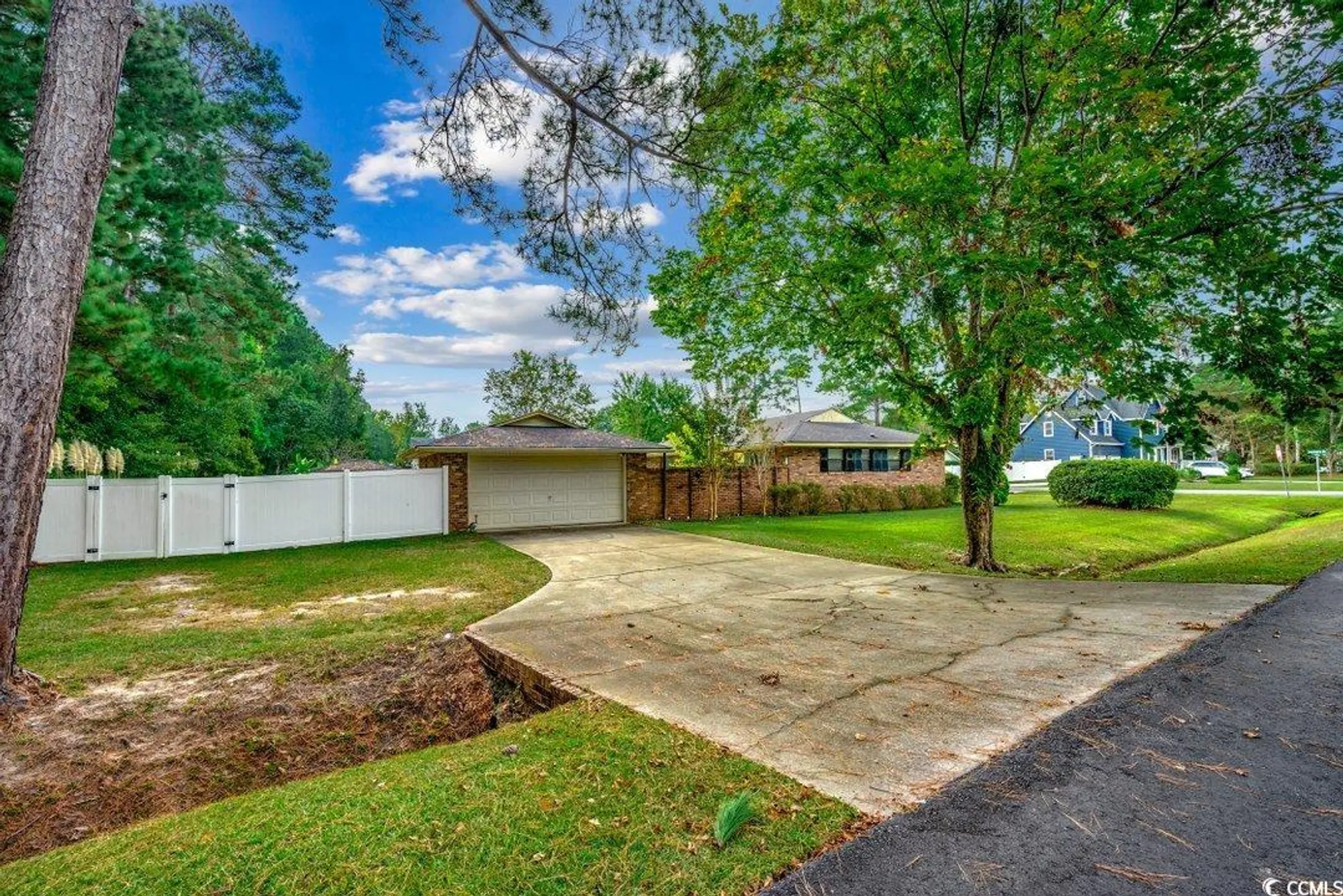 Property Slideshow image 24 of 27 | 306 prestwick rd, Myrtle Beach, SC, 29588