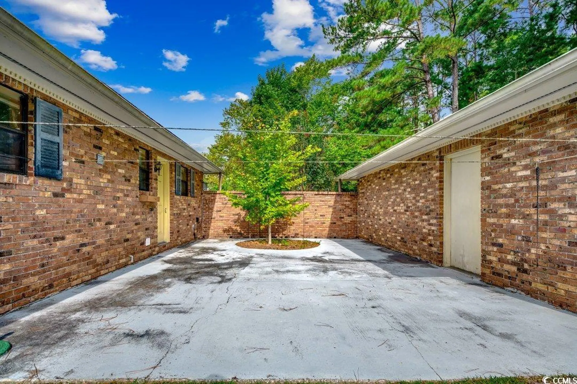 Property Slideshow image 22 of 27 | 306 prestwick rd, Myrtle Beach, SC, 29588