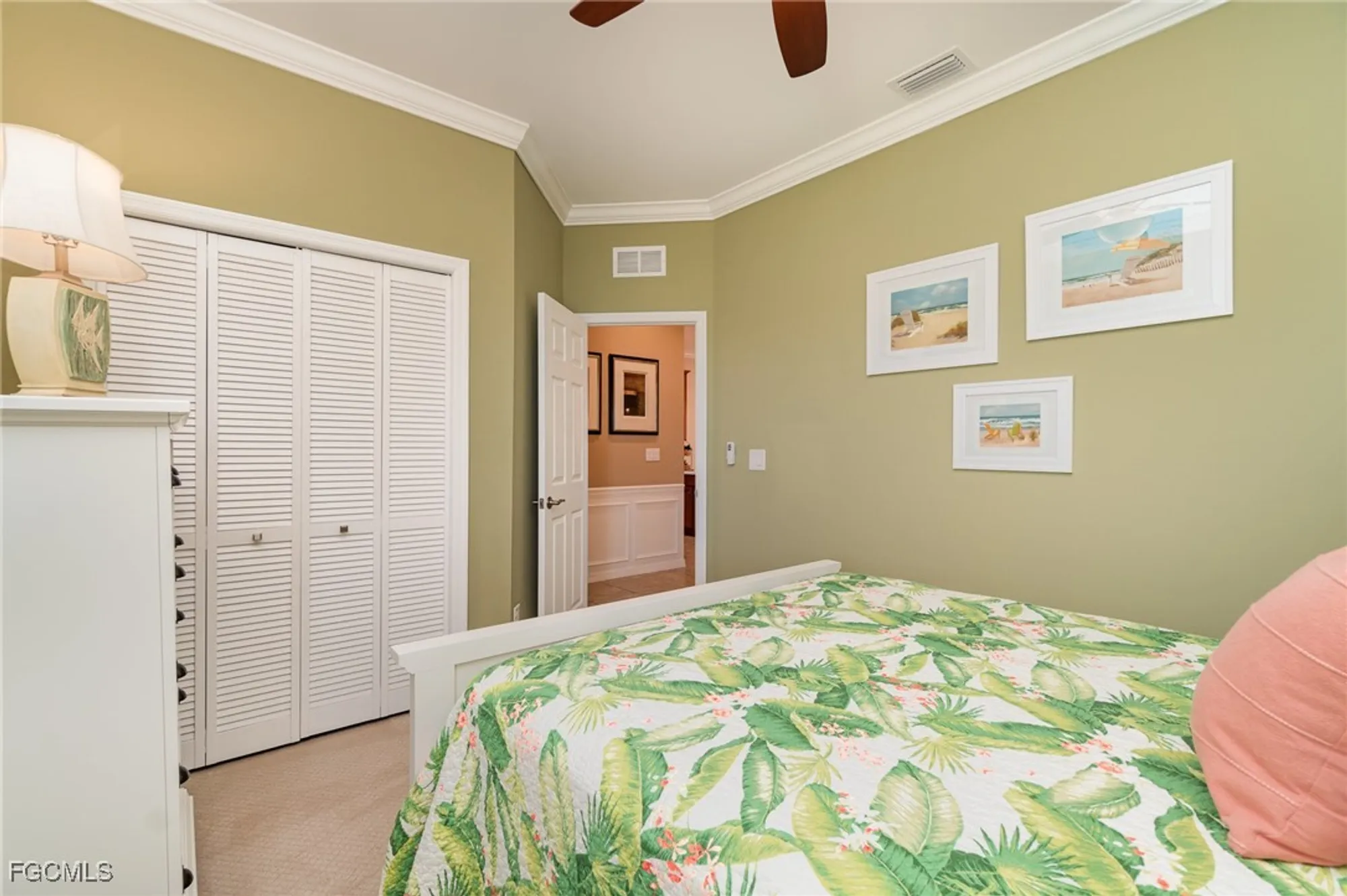 Property Slideshow image 16 of 36 | 20548 chestnut ridge dr, North Fort Myers, FL, 33917