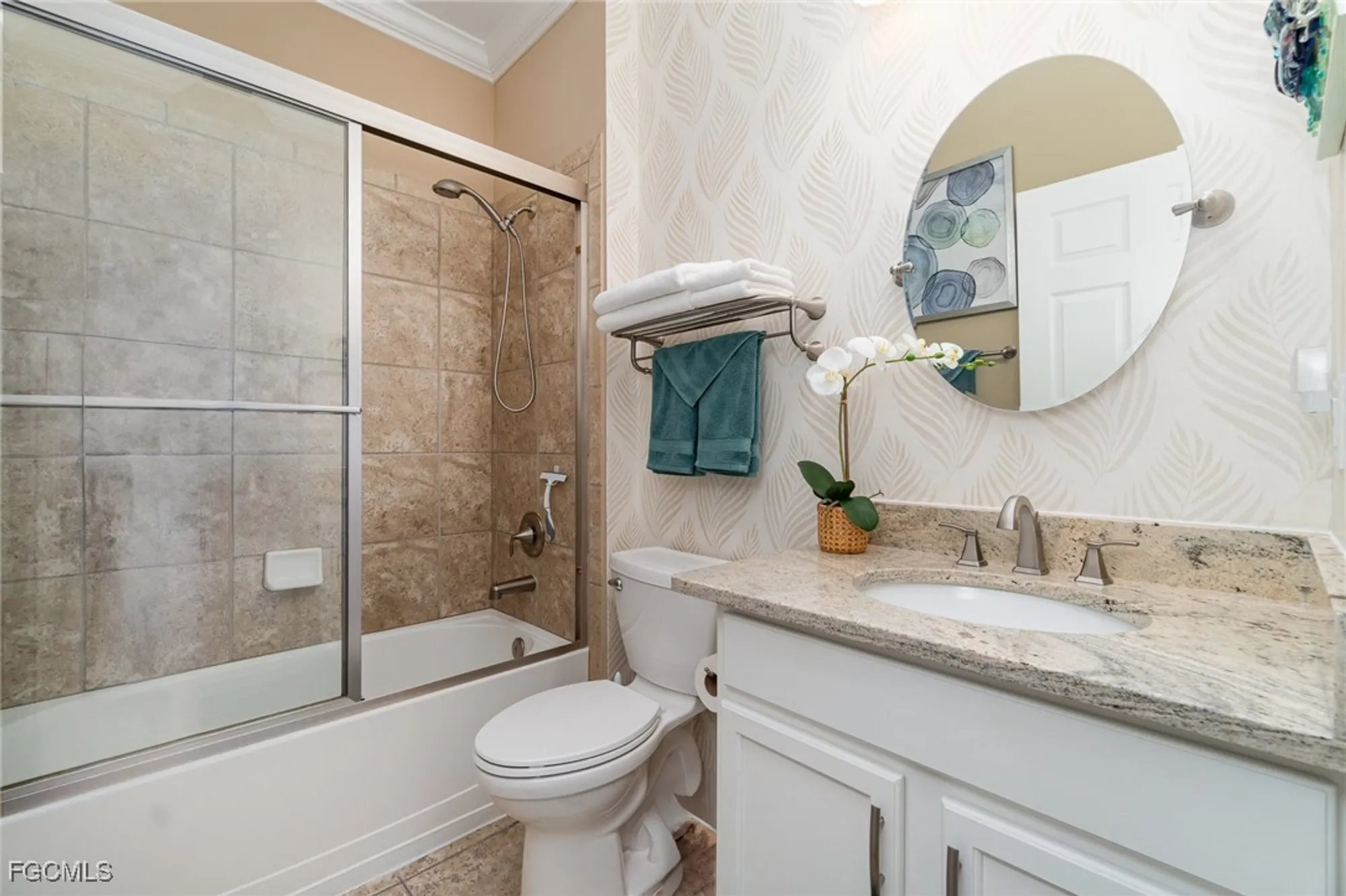 Property Slideshow image 17 of 36 | 20548 chestnut ridge dr, North Fort Myers, FL, 33917
