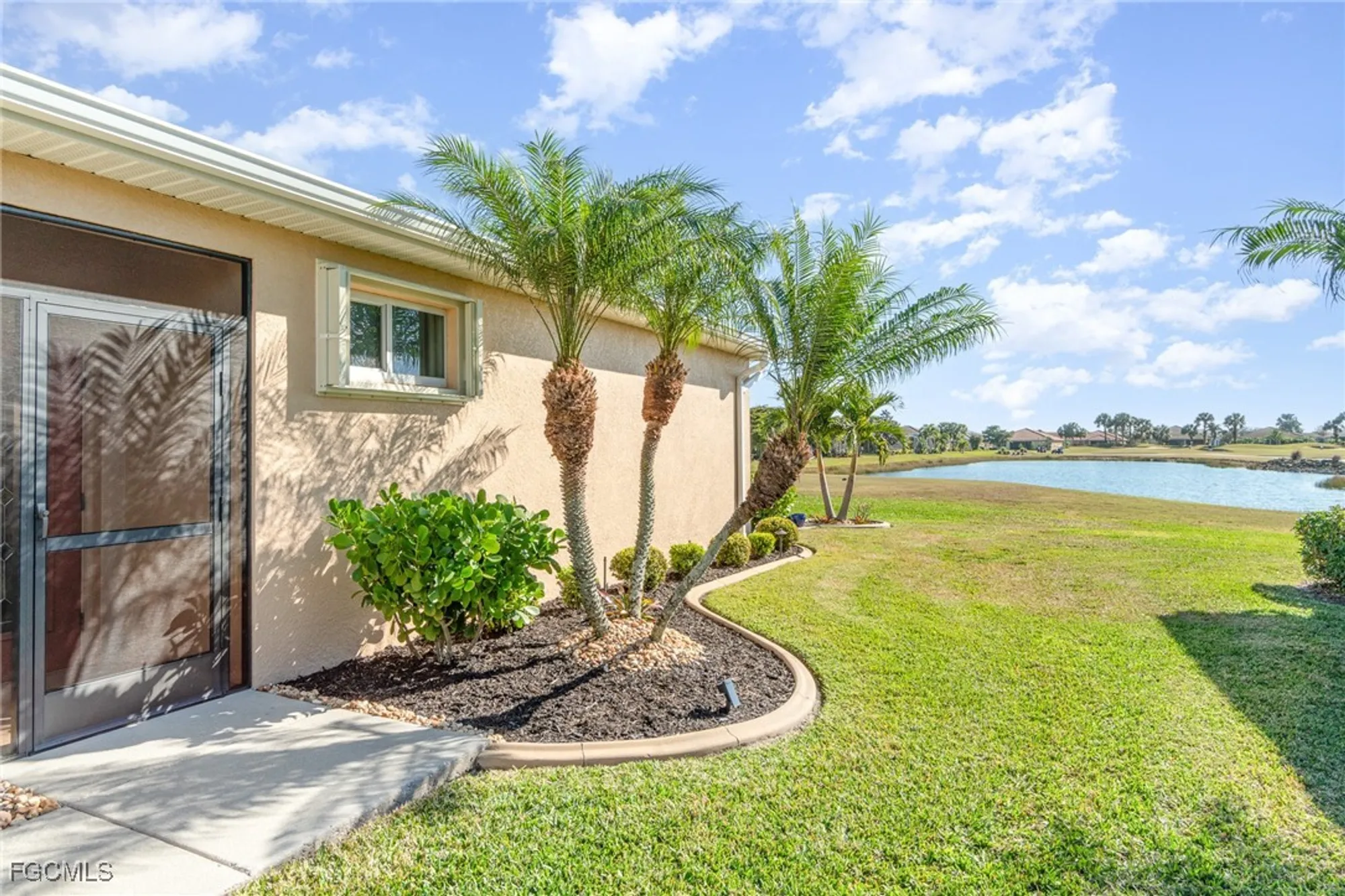 Property Slideshow image 25 of 36 | 20548 chestnut ridge dr, North Fort Myers, FL, 33917
